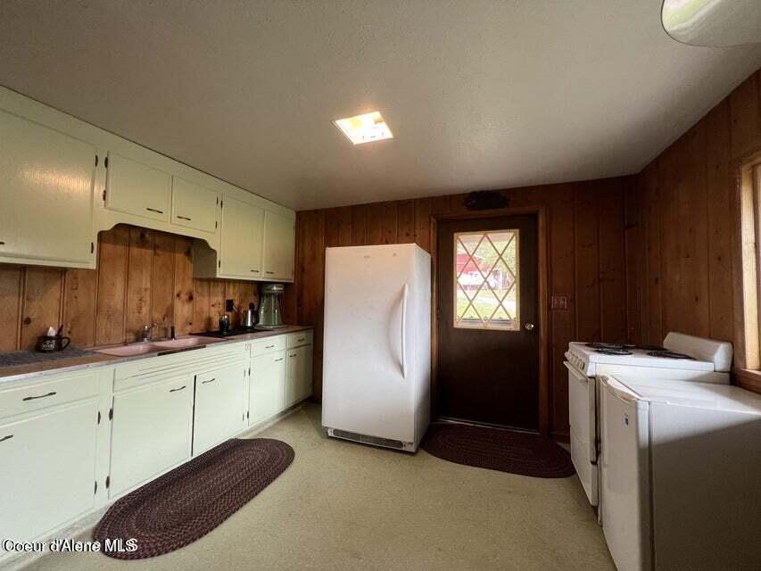 1141 W Meadowhurst Rd, St. Maries