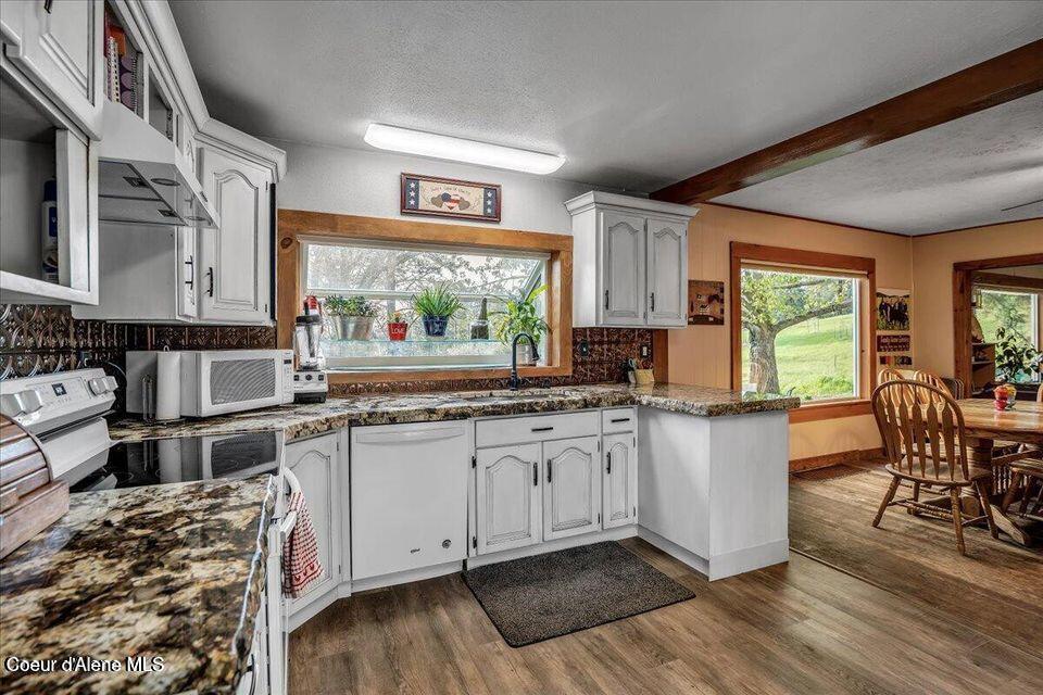 120 Moses Mountain Ln