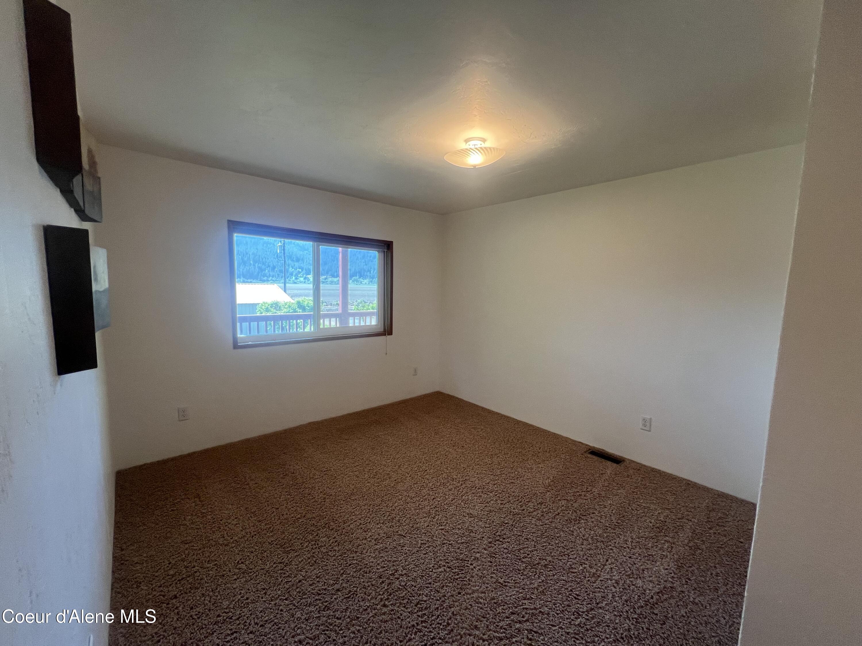1124 Shepherd Rd, St. Maries