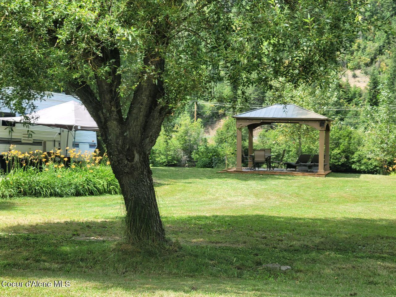 899 W Riverside Dr, St. Maries