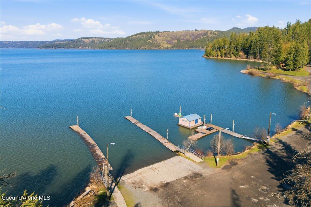 349 Rocky Point Loop Rd