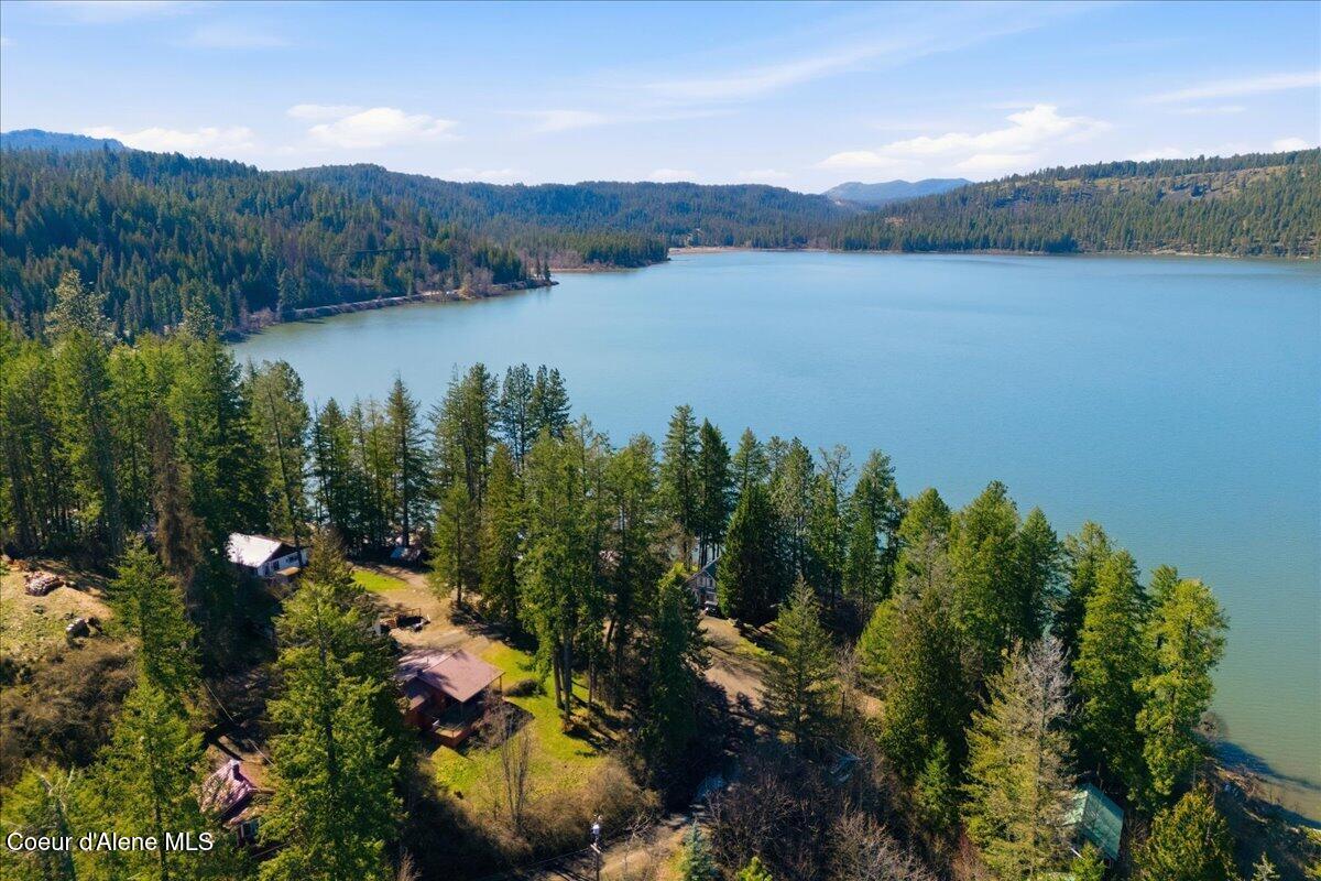 349 Rocky Point Loop Rd