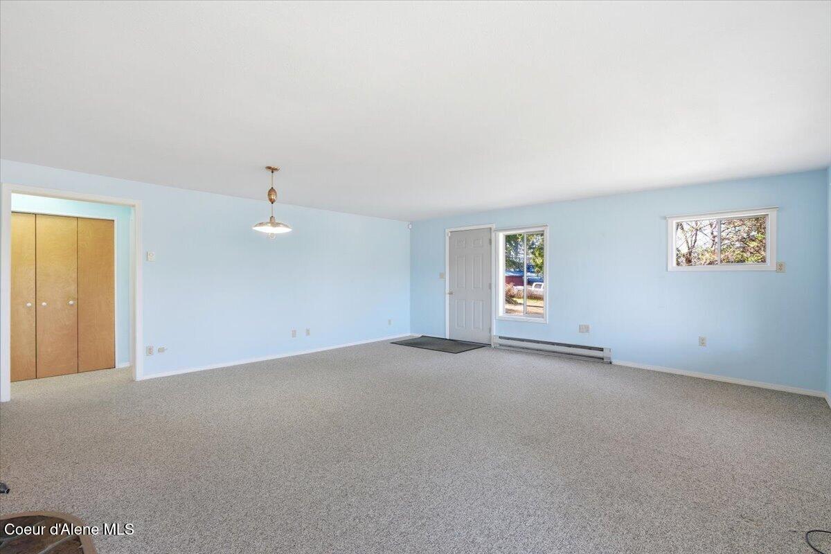 349 Rocky Point Loop Rd