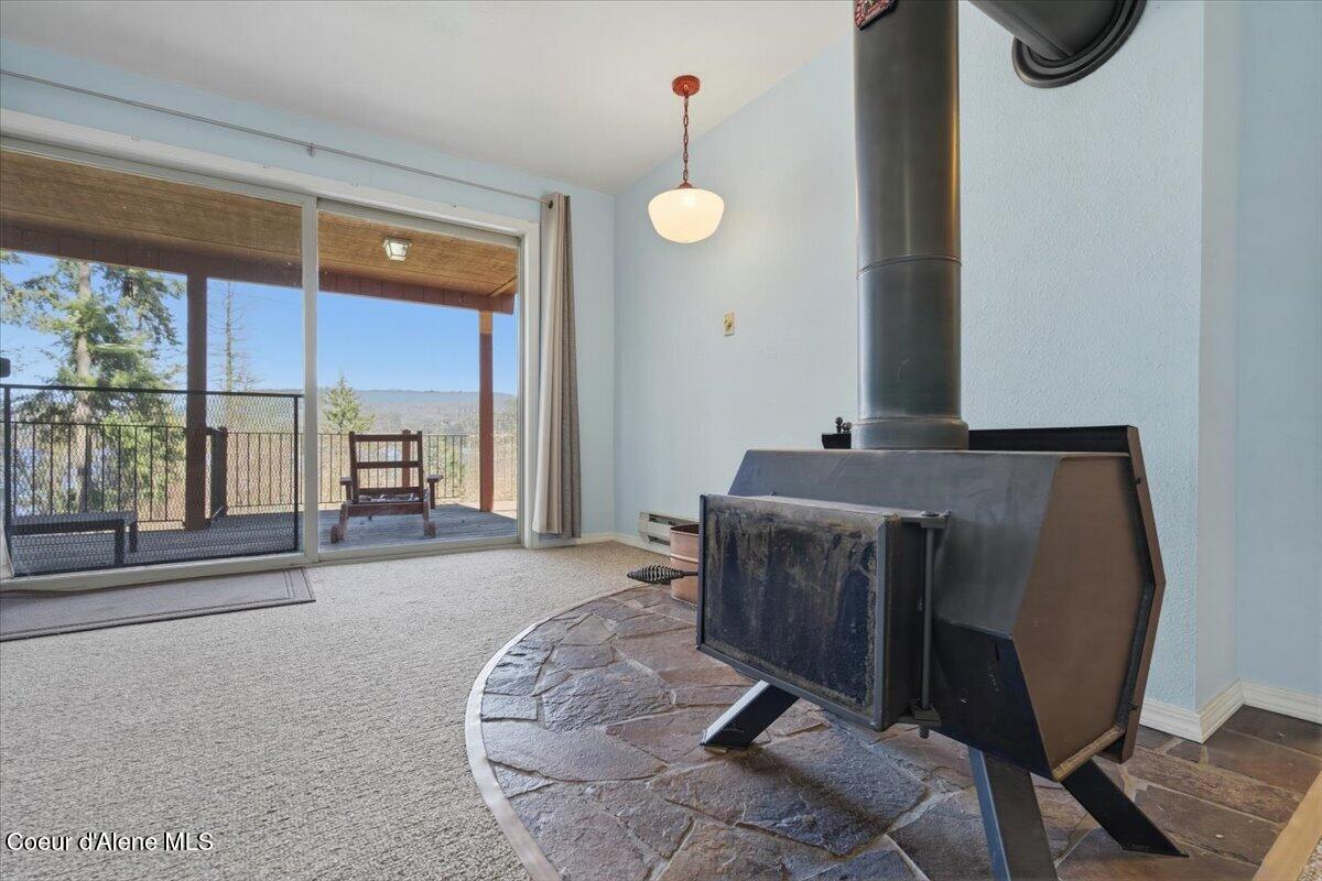 349 Rocky Point Loop Rd