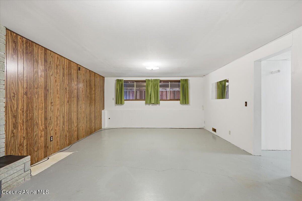 2035 St Joe River Rd, St. Maries