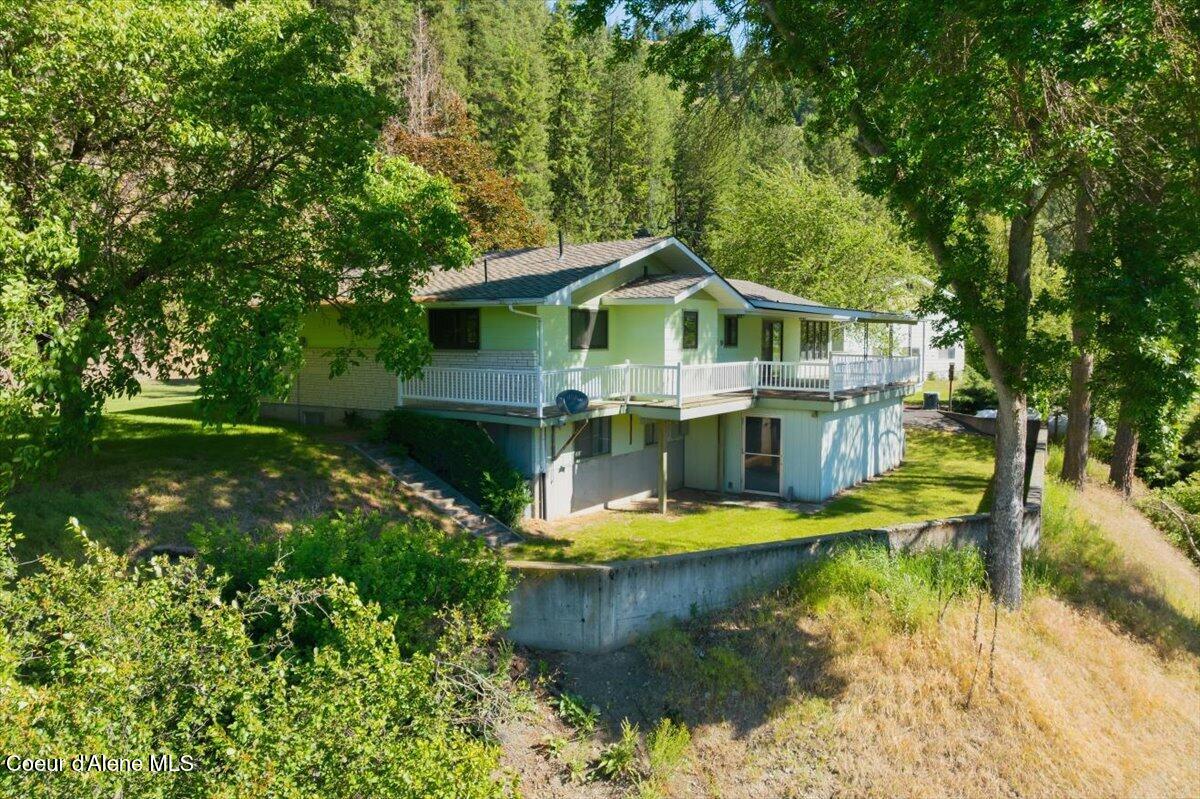 2035 St Joe River Rd, St. Maries