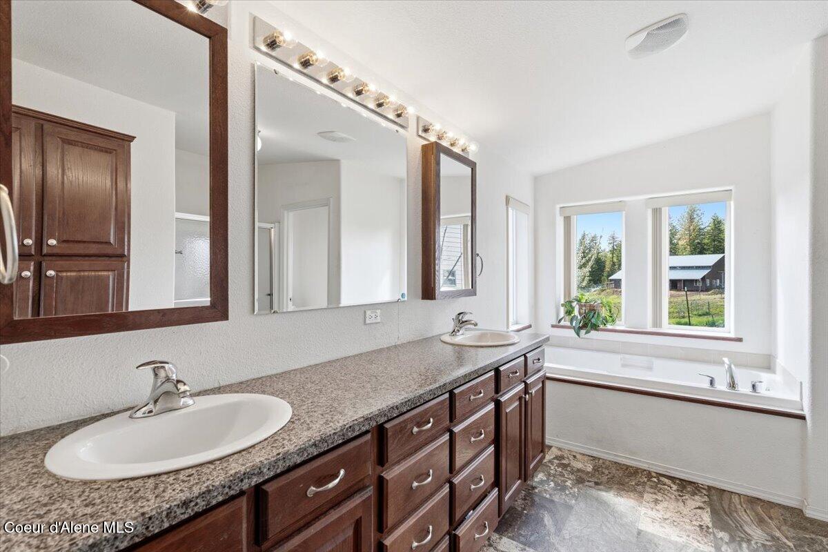 232 Cheyenne DR, St. Maries
