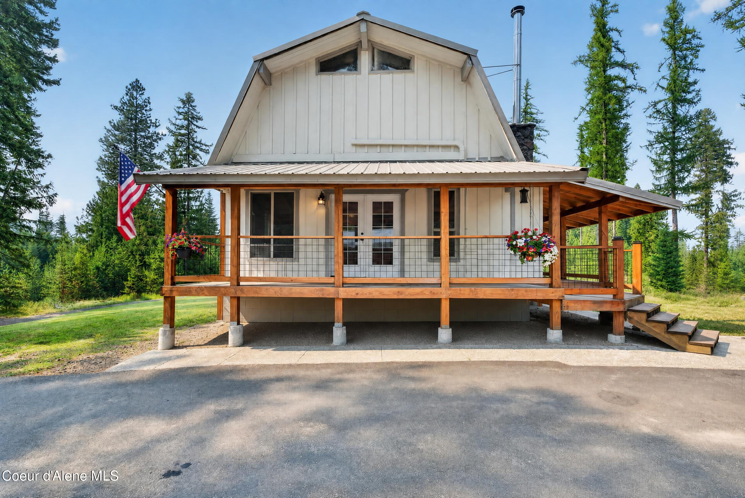 77091 South Highway 3, St. Maries