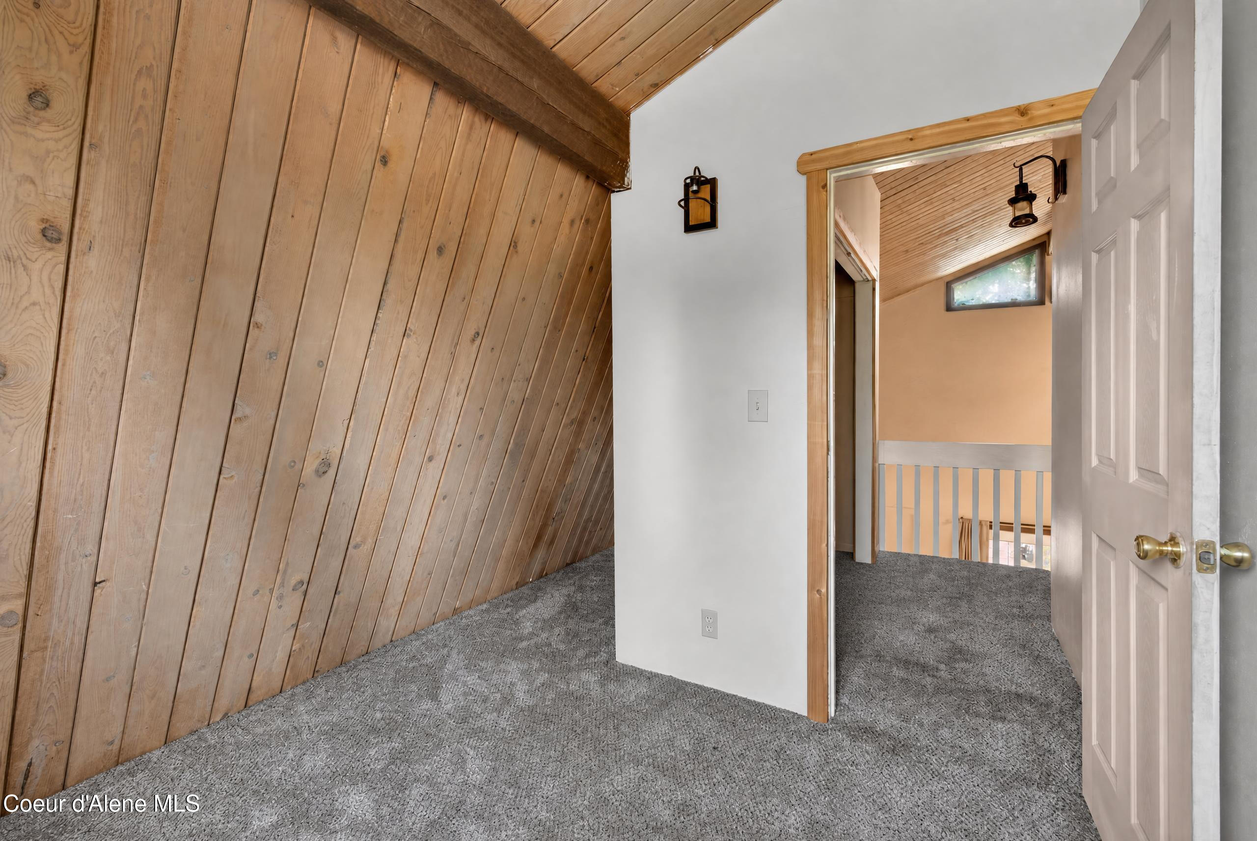 77091 South Highway 3, St. Maries
