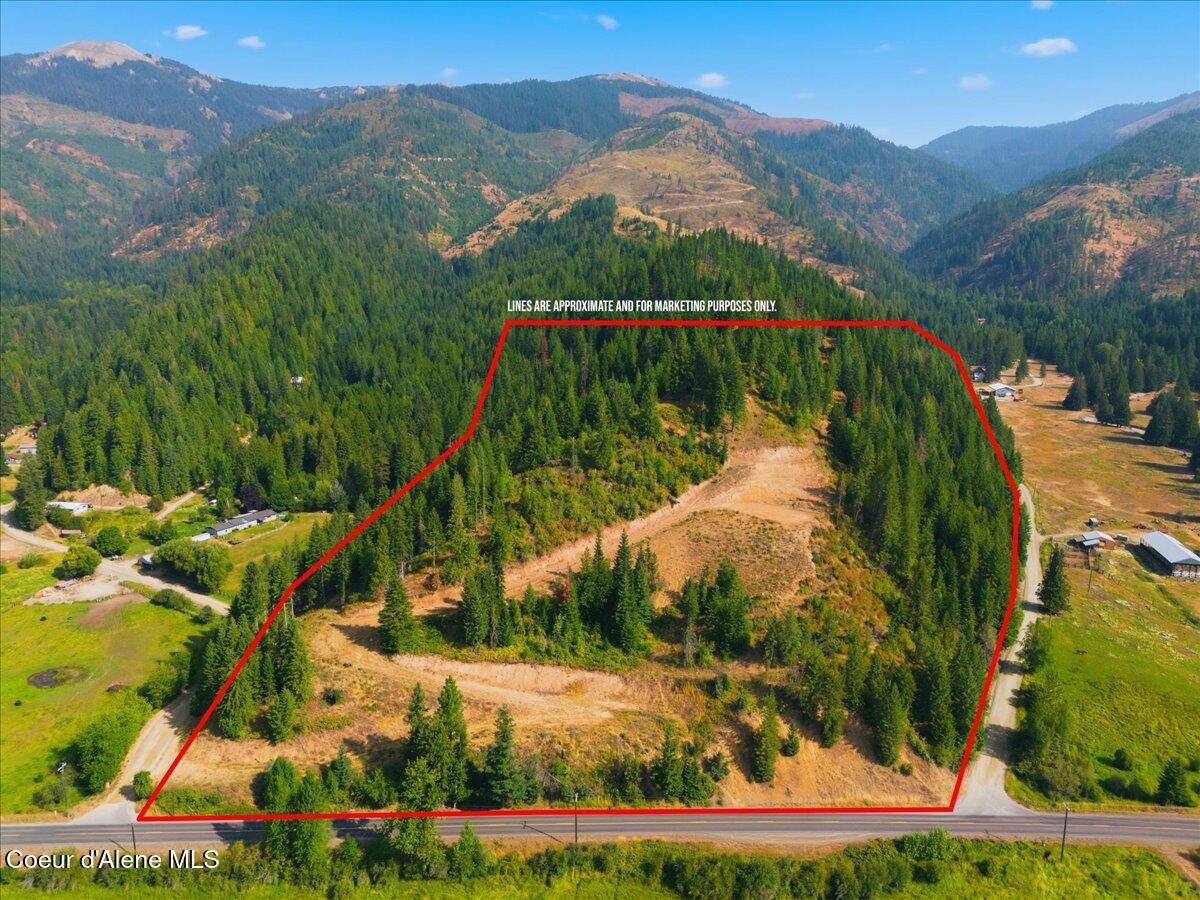 484 Ahrs Loop RD, St. Maries