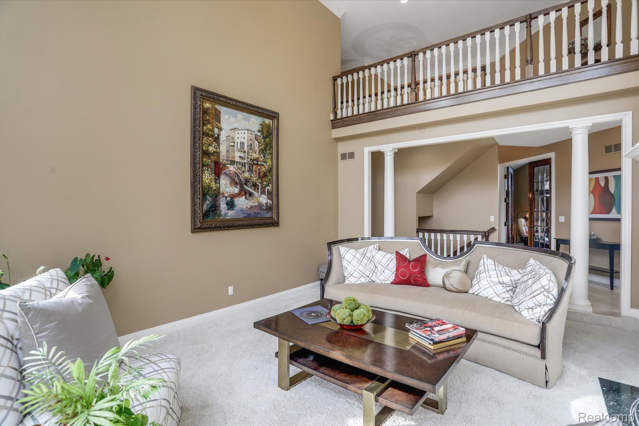 8325 COTSWOLD Lane