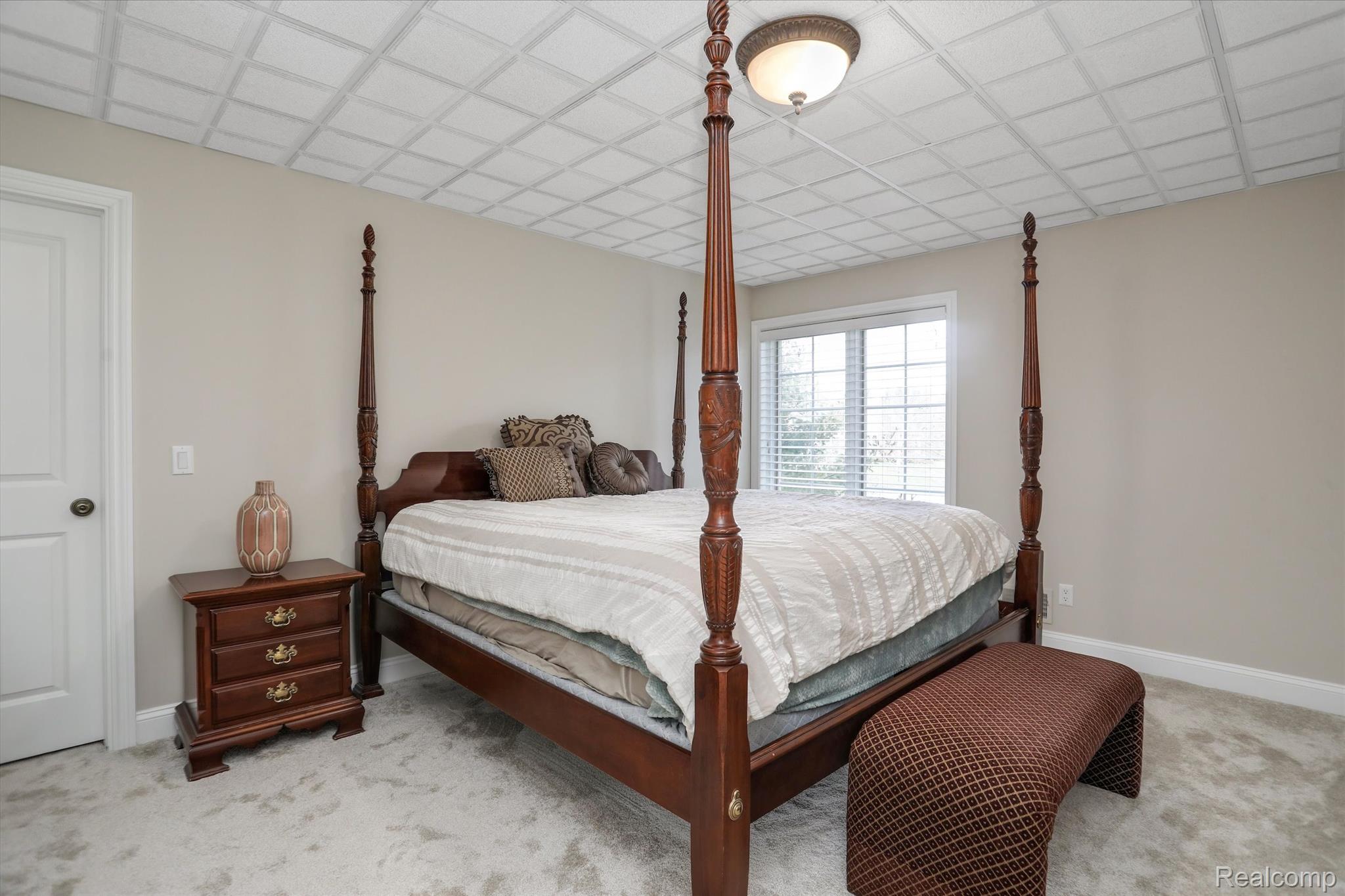 8325 COTSWOLD Lane