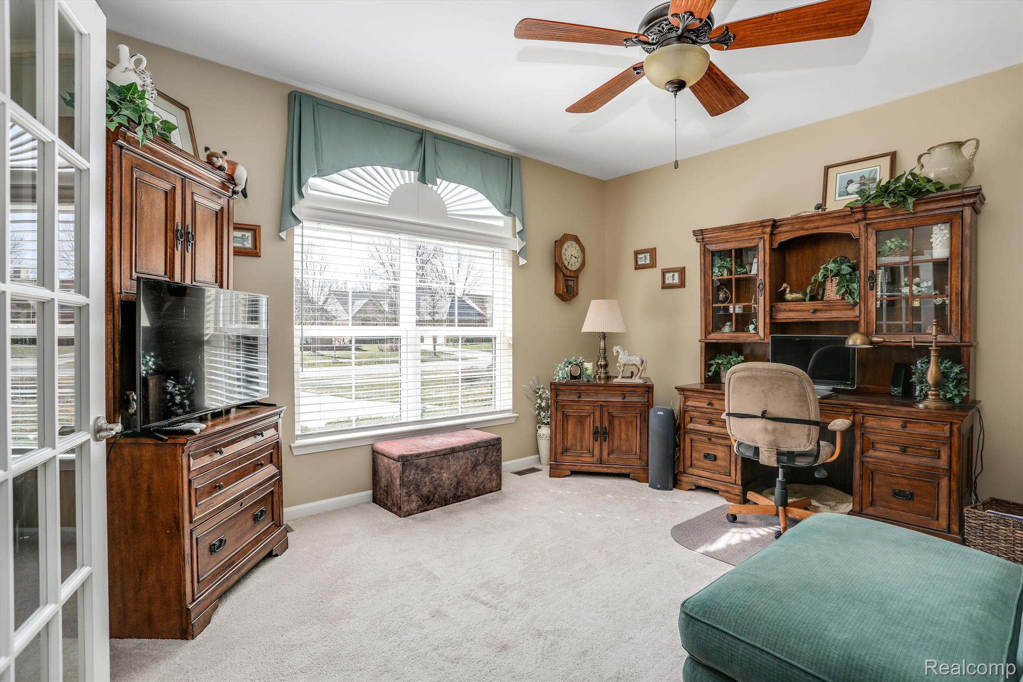 4617 OAKHURST RIDGE Road