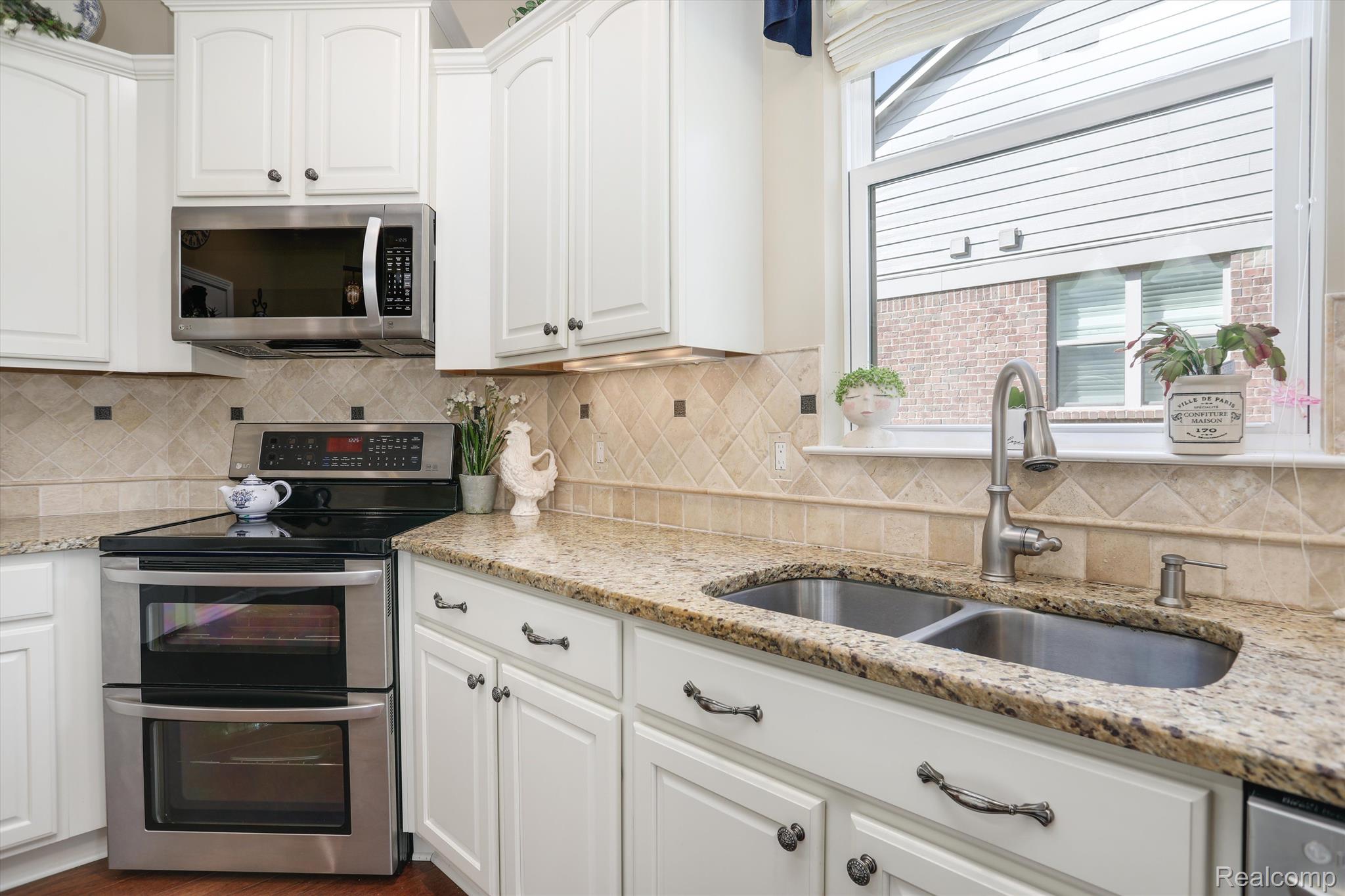 4617 OAKHURST RIDGE Road