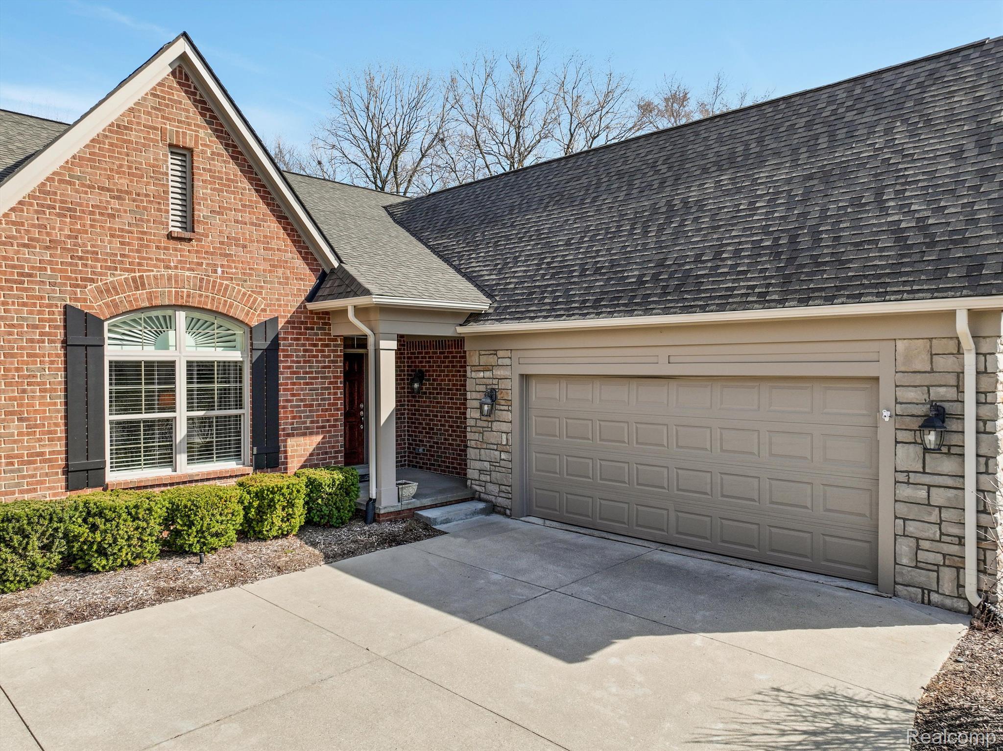 4617 OAKHURST RIDGE Road