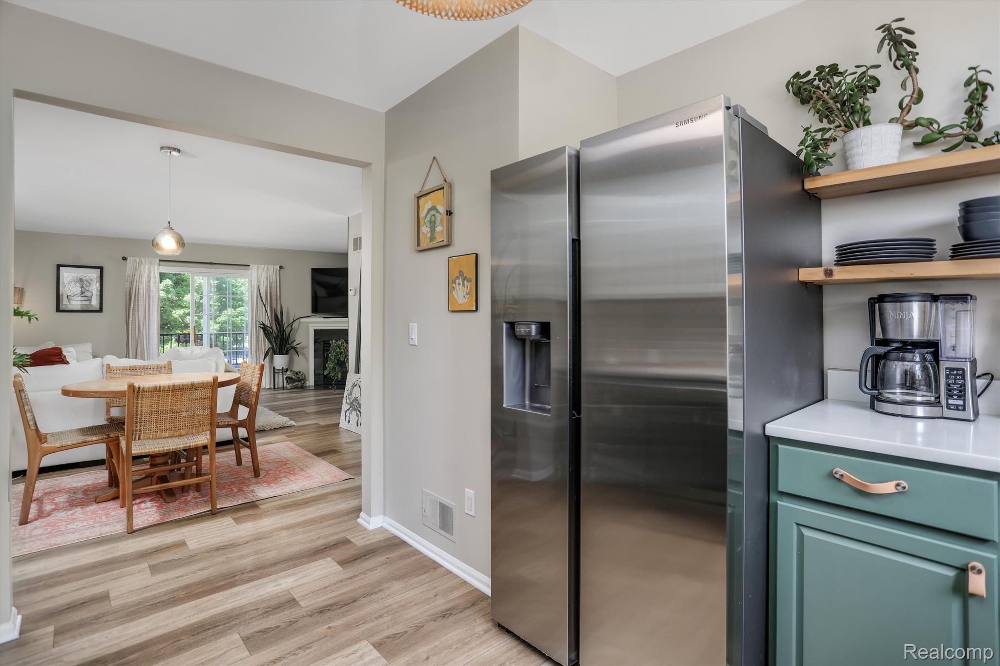 6395 WALDON CENTER Drive