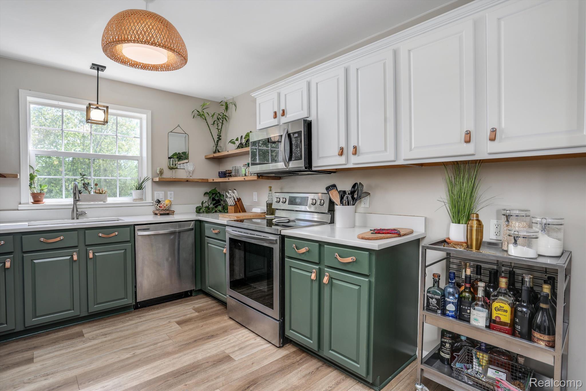 6395 WALDON CENTER Drive