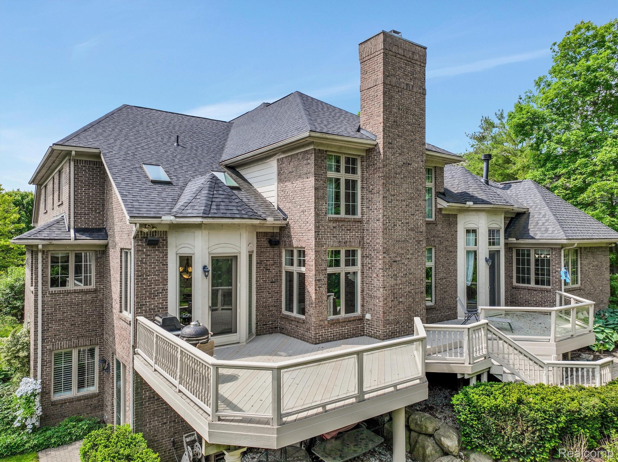 6984 OAKHURST RIDGE Road