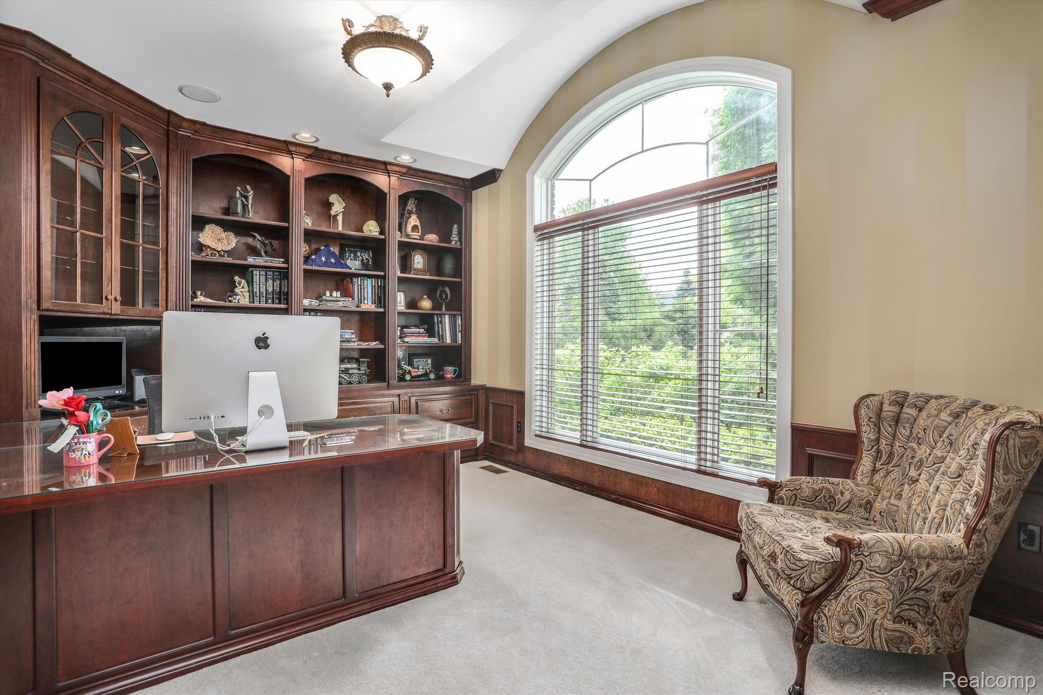 6984 OAKHURST RIDGE Road