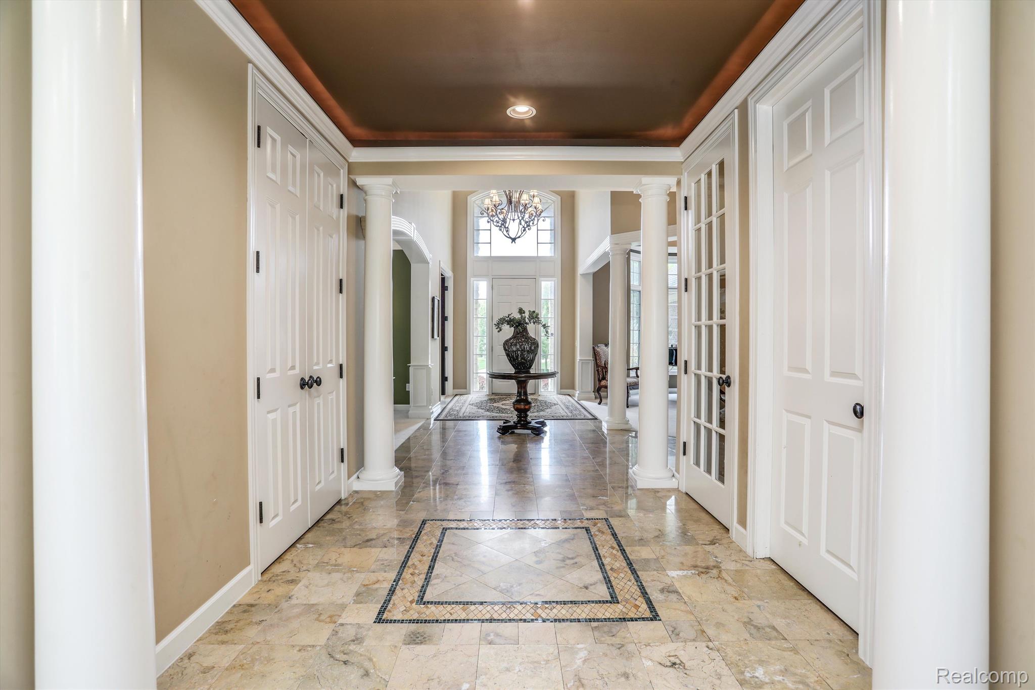 6984 OAKHURST RIDGE Road