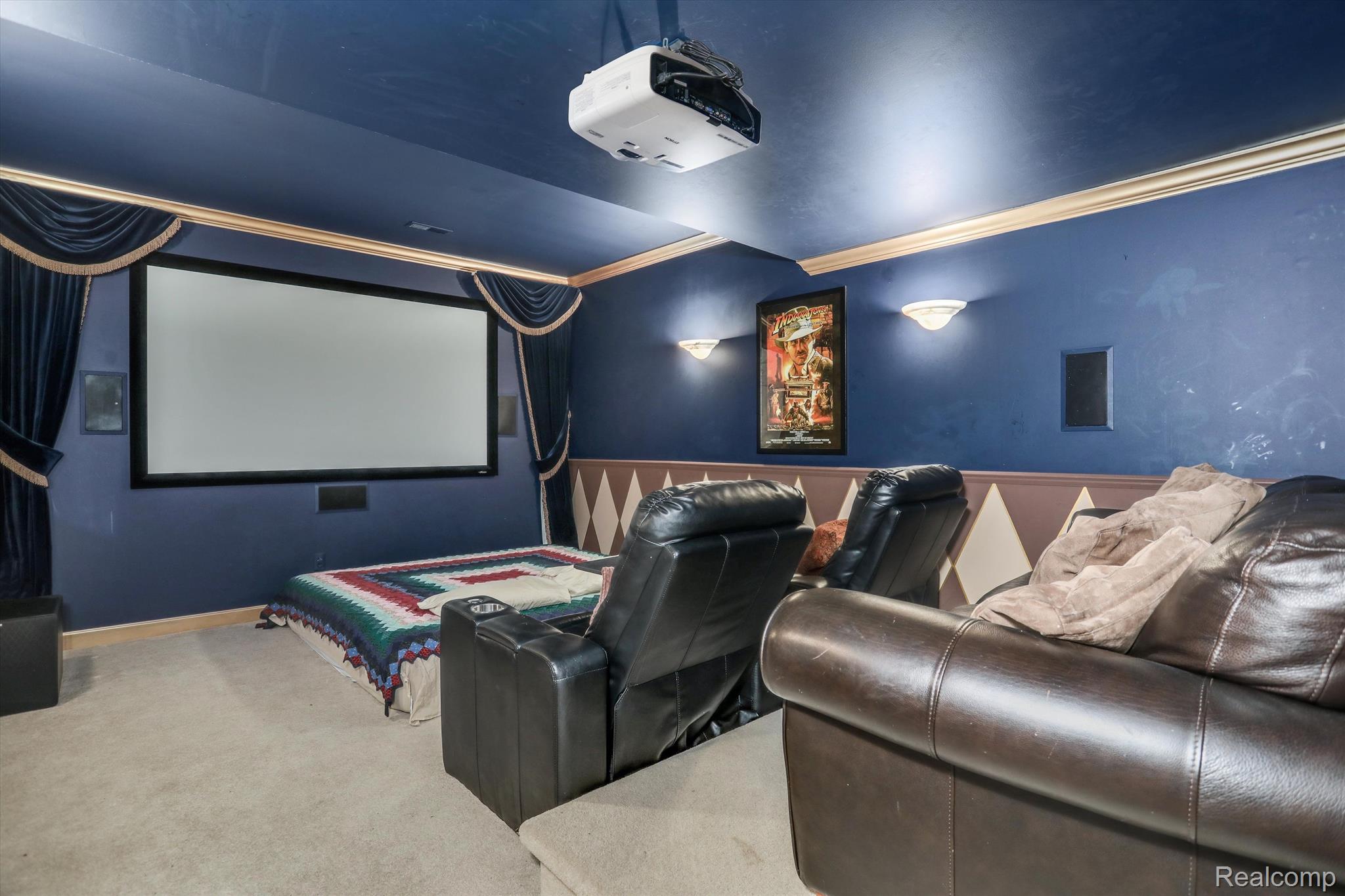 6984 OAKHURST RIDGE Road