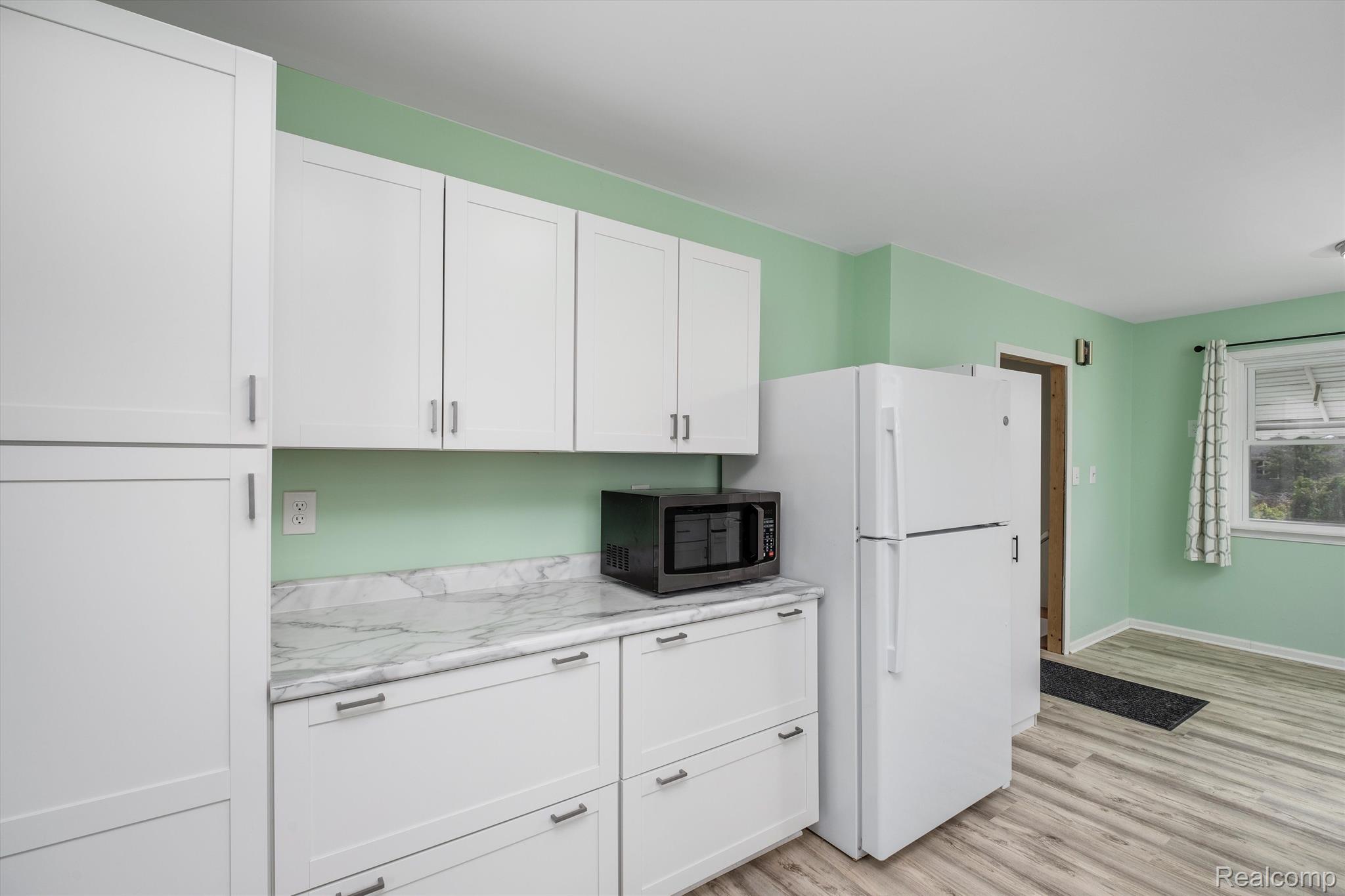 9136 BUCKINGHAM Street