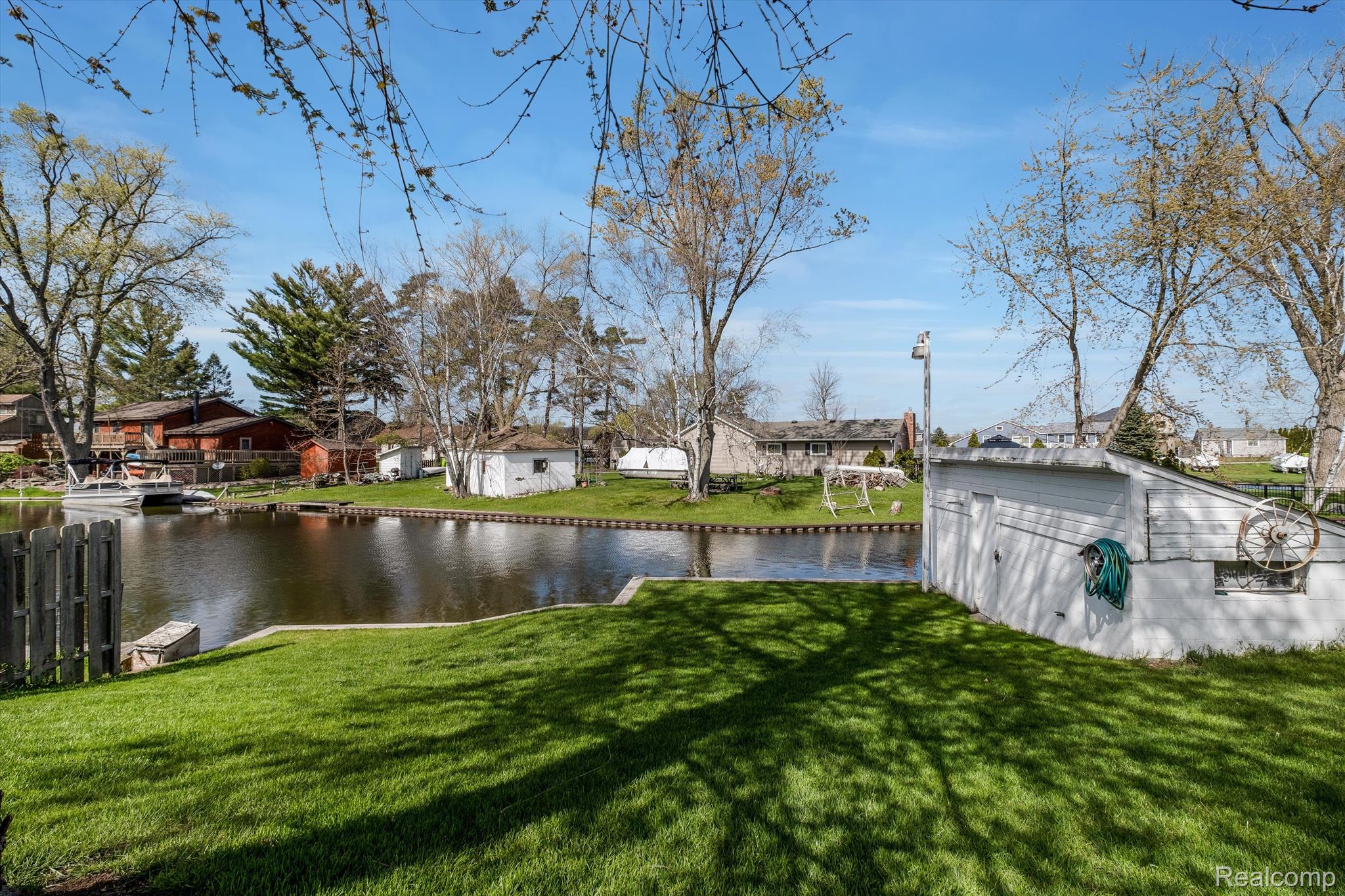 9136 BUCKINGHAM Street