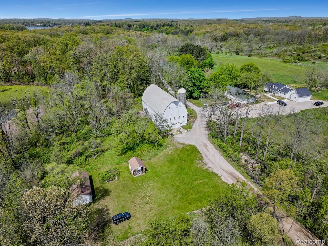 940 LAKE ANGELUS Shores