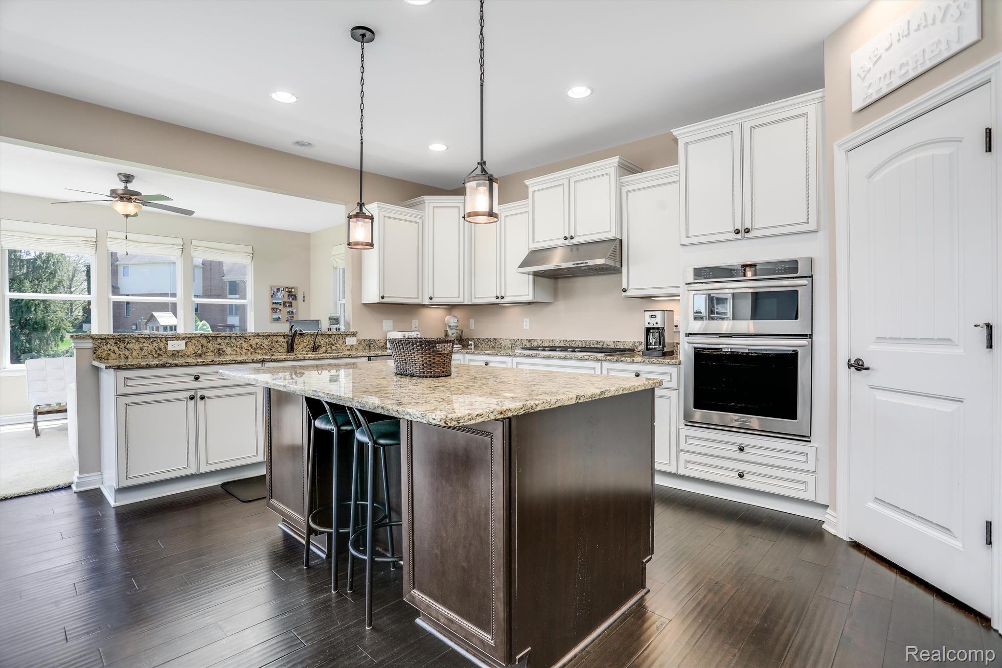 6929 OAKHURST RIDGE Road