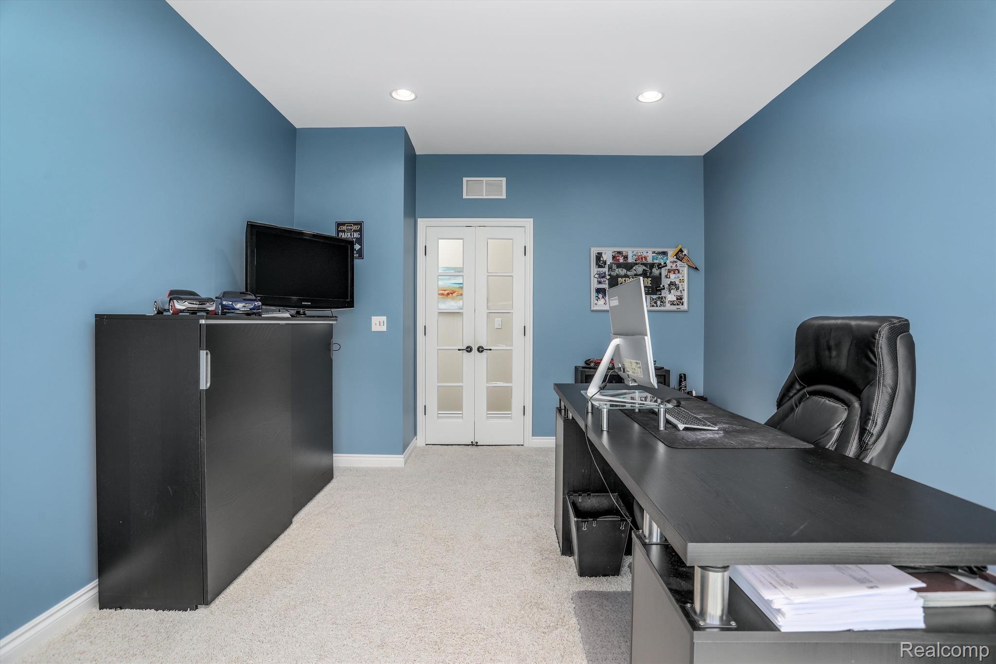 6929 OAKHURST RIDGE Road