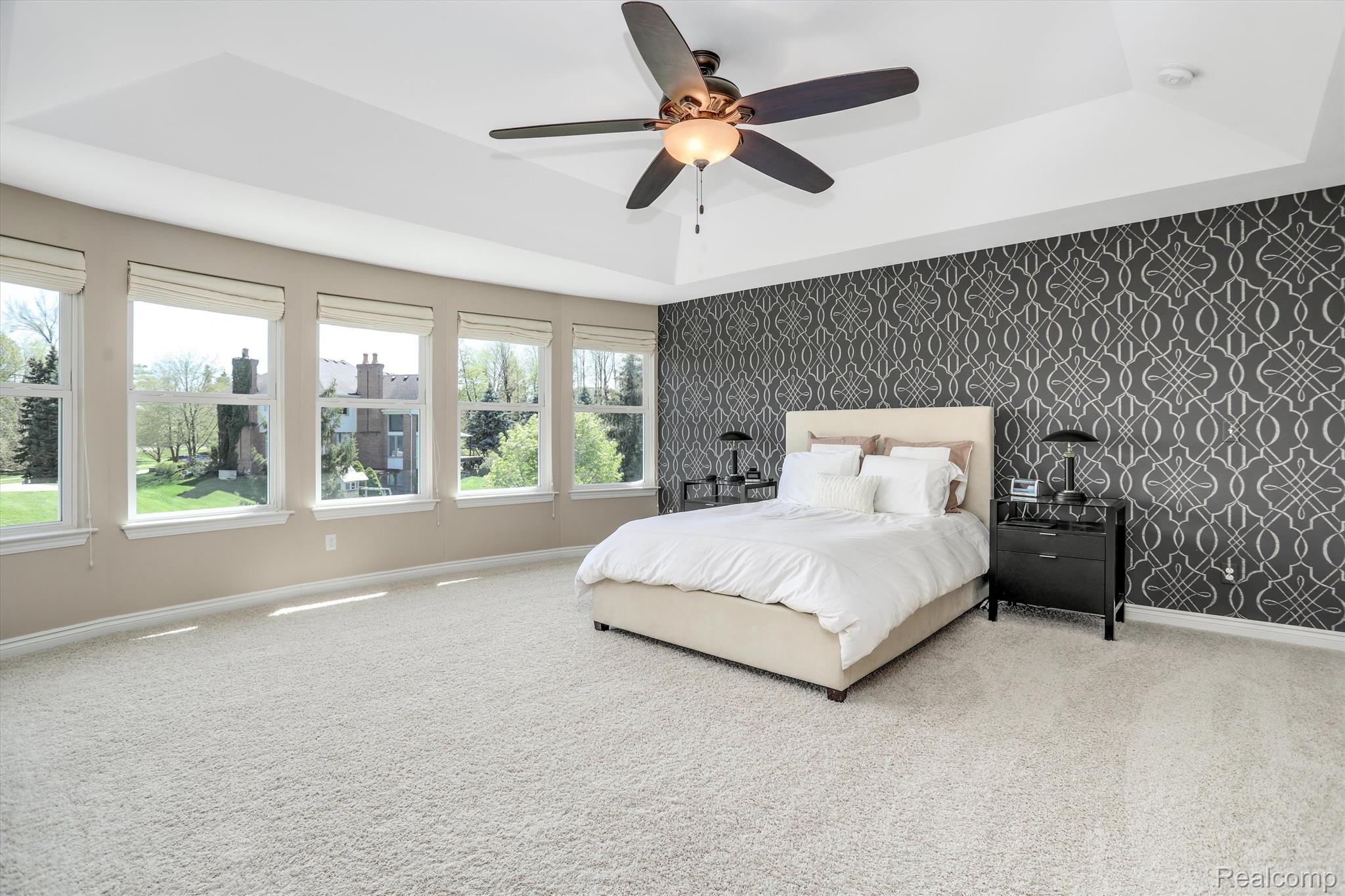 6929 OAKHURST RIDGE Road