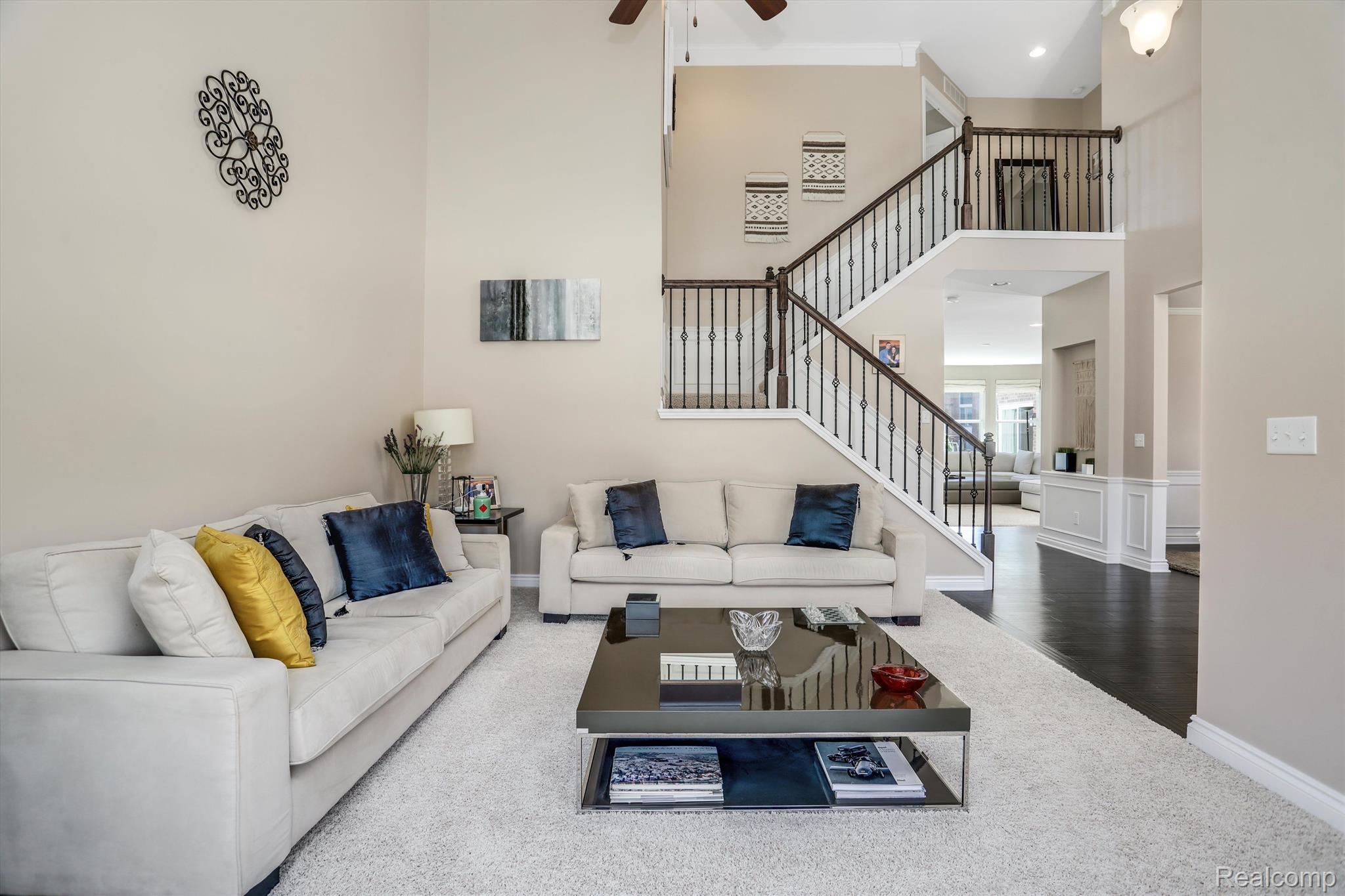 6929 OAKHURST RIDGE Road