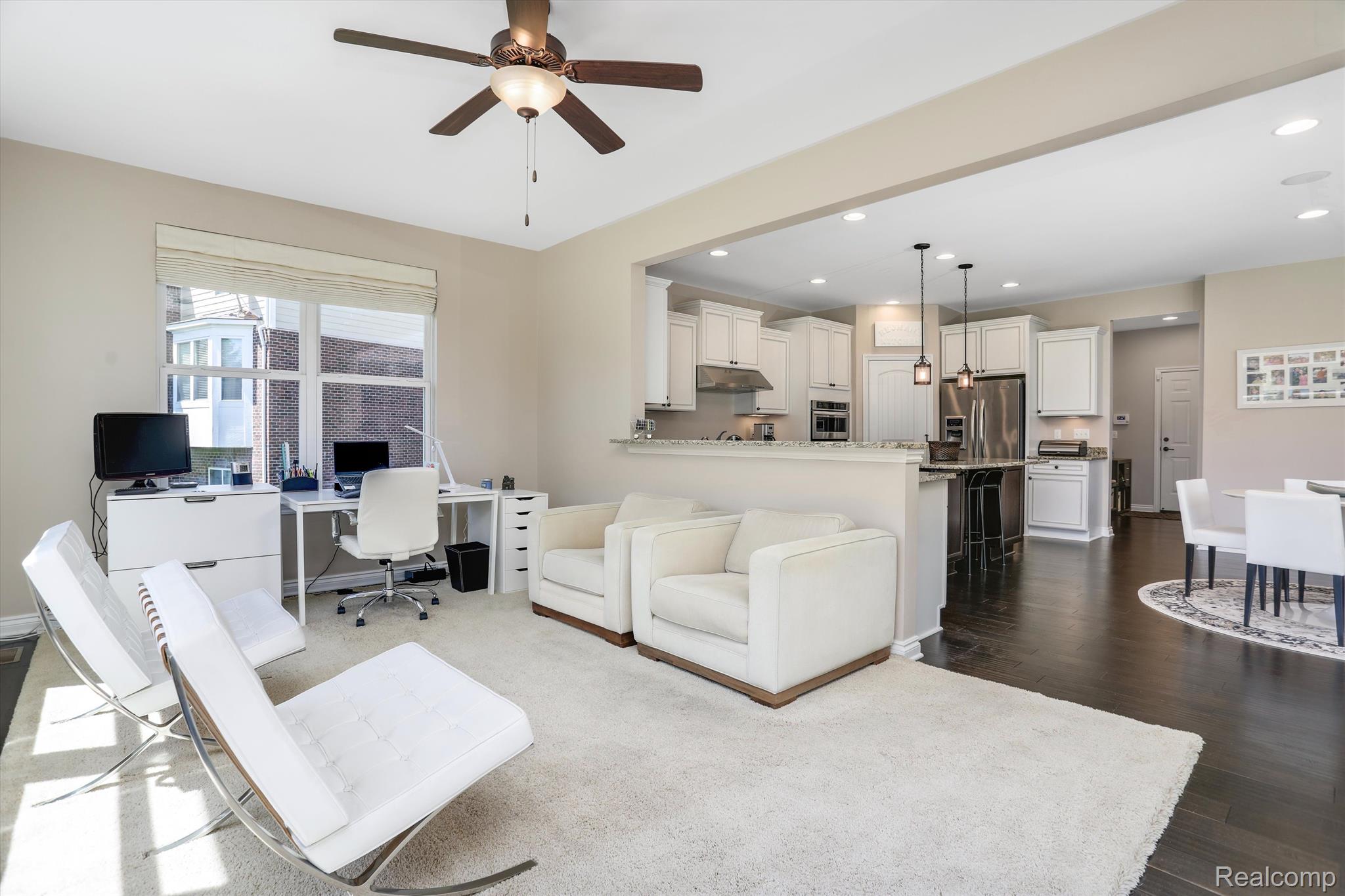 6929 OAKHURST RIDGE Road