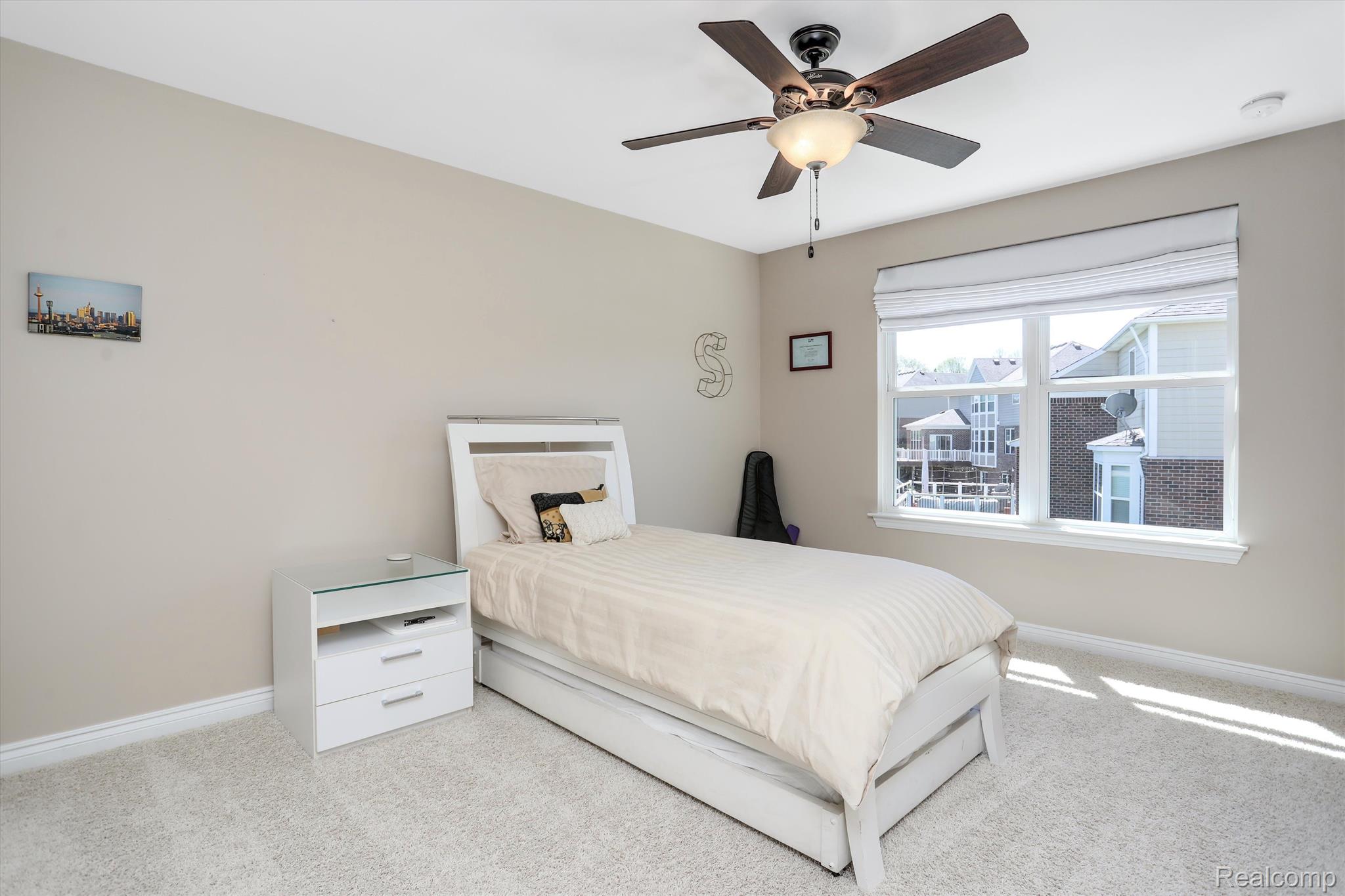 6929 OAKHURST RIDGE Road