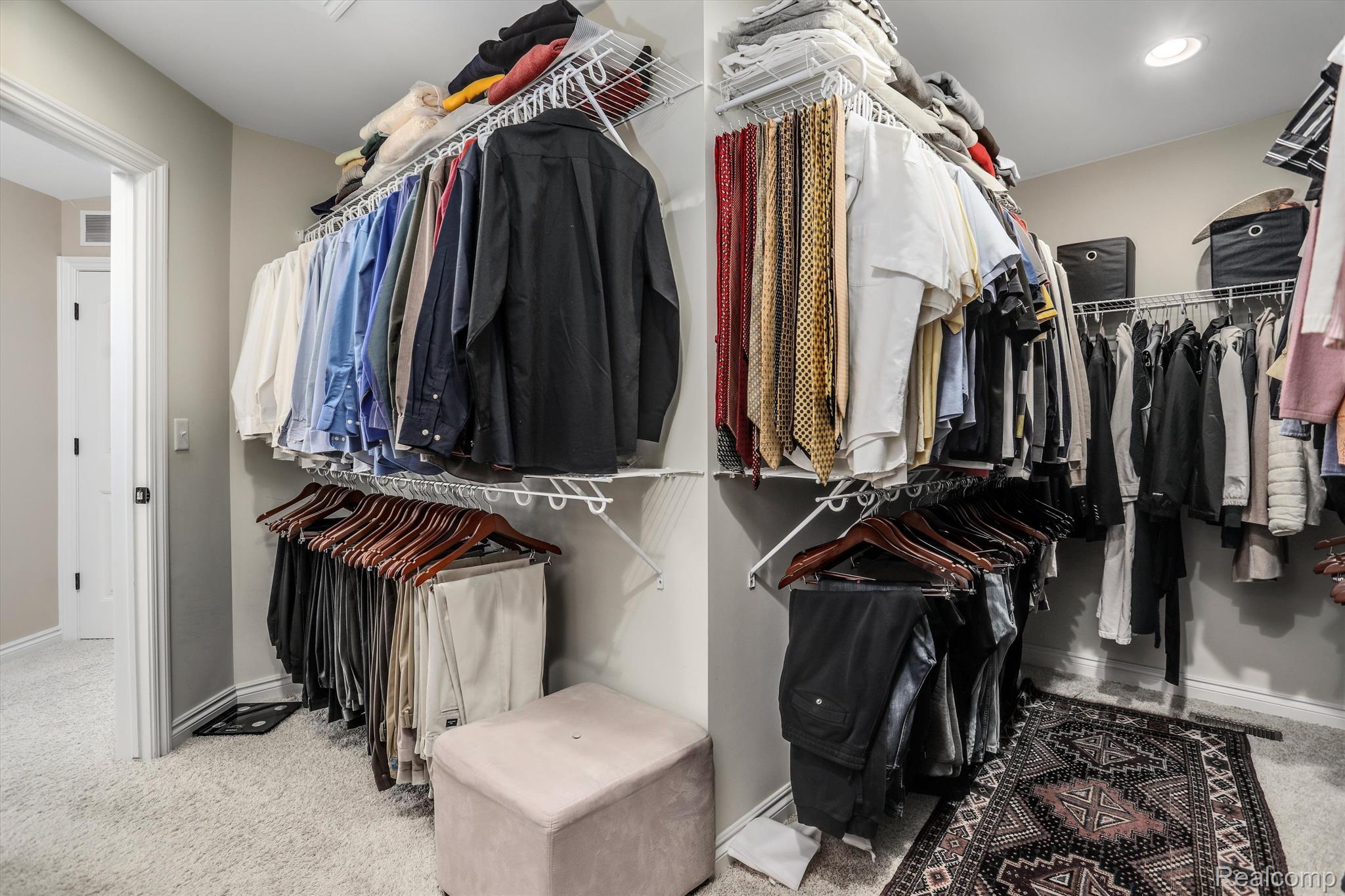 6929 OAKHURST RIDGE Road