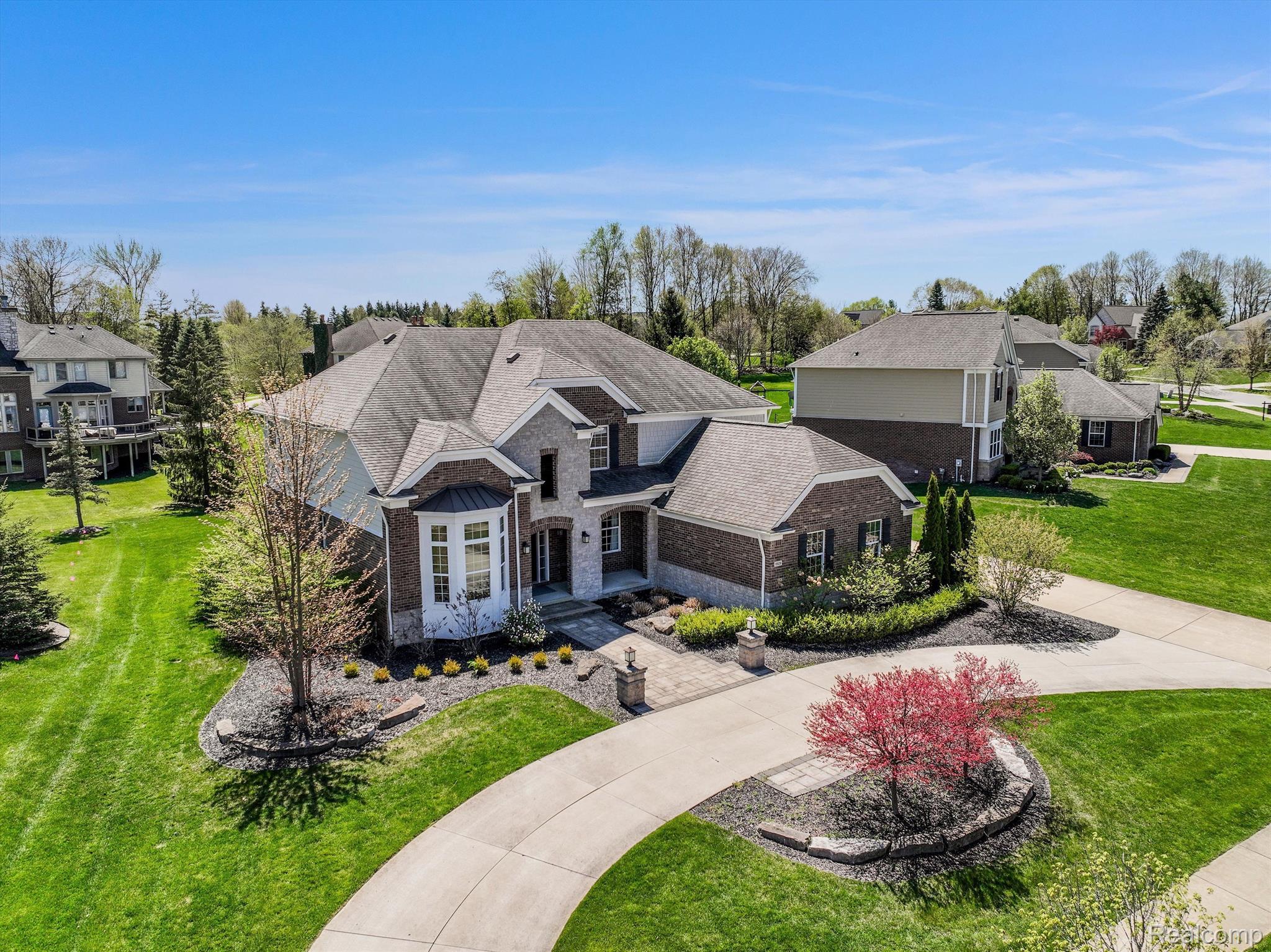 6929 OAKHURST RIDGE Road