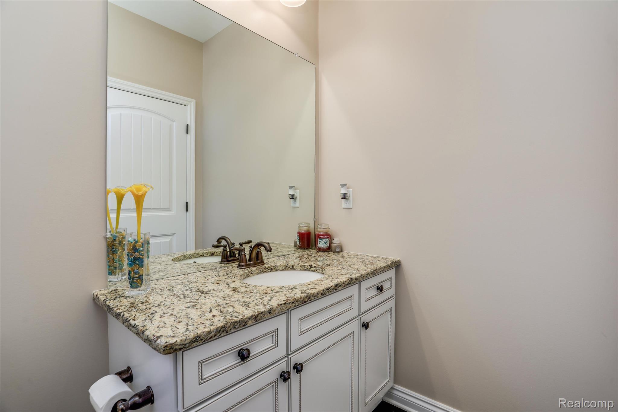 6929 OAKHURST RIDGE Road