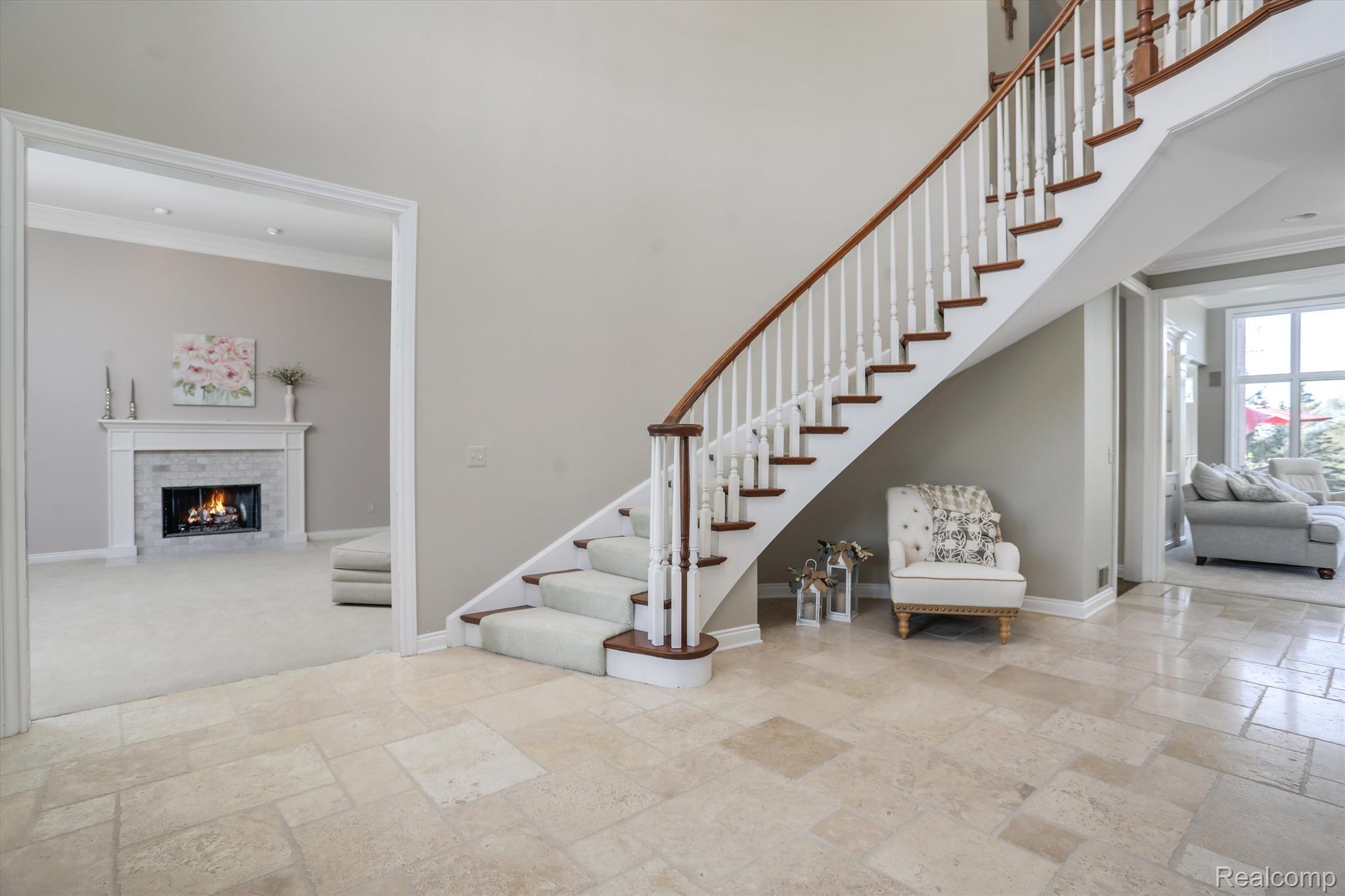 6997 OAKHURST RIDGE Road