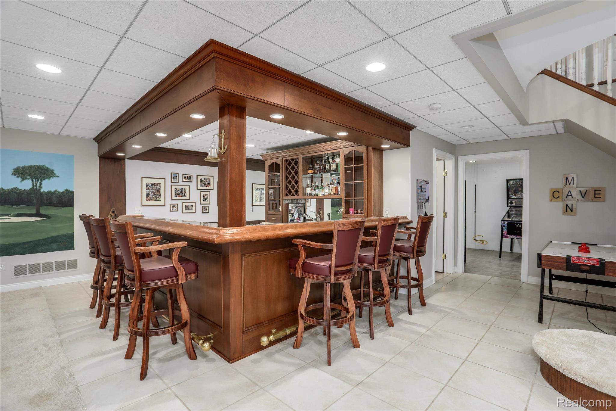 6997 OAKHURST RIDGE Road