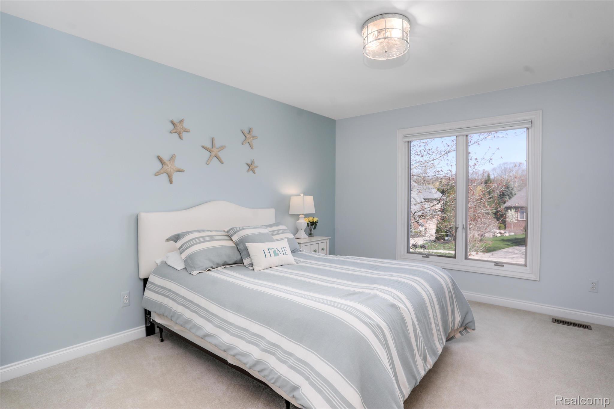 6997 OAKHURST RIDGE Road