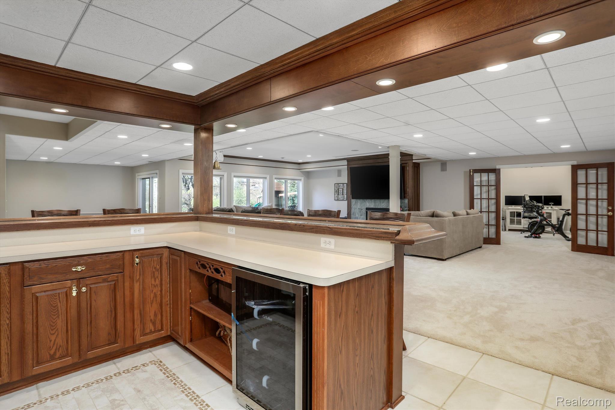 6997 OAKHURST RIDGE Road