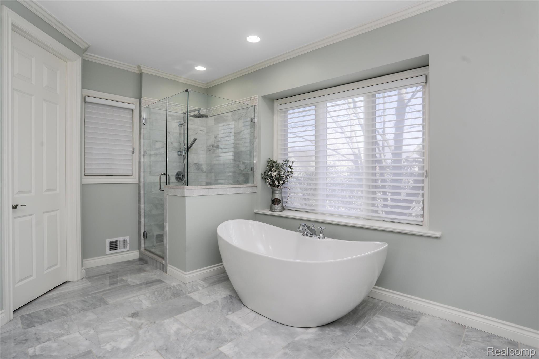 6997 OAKHURST RIDGE Road