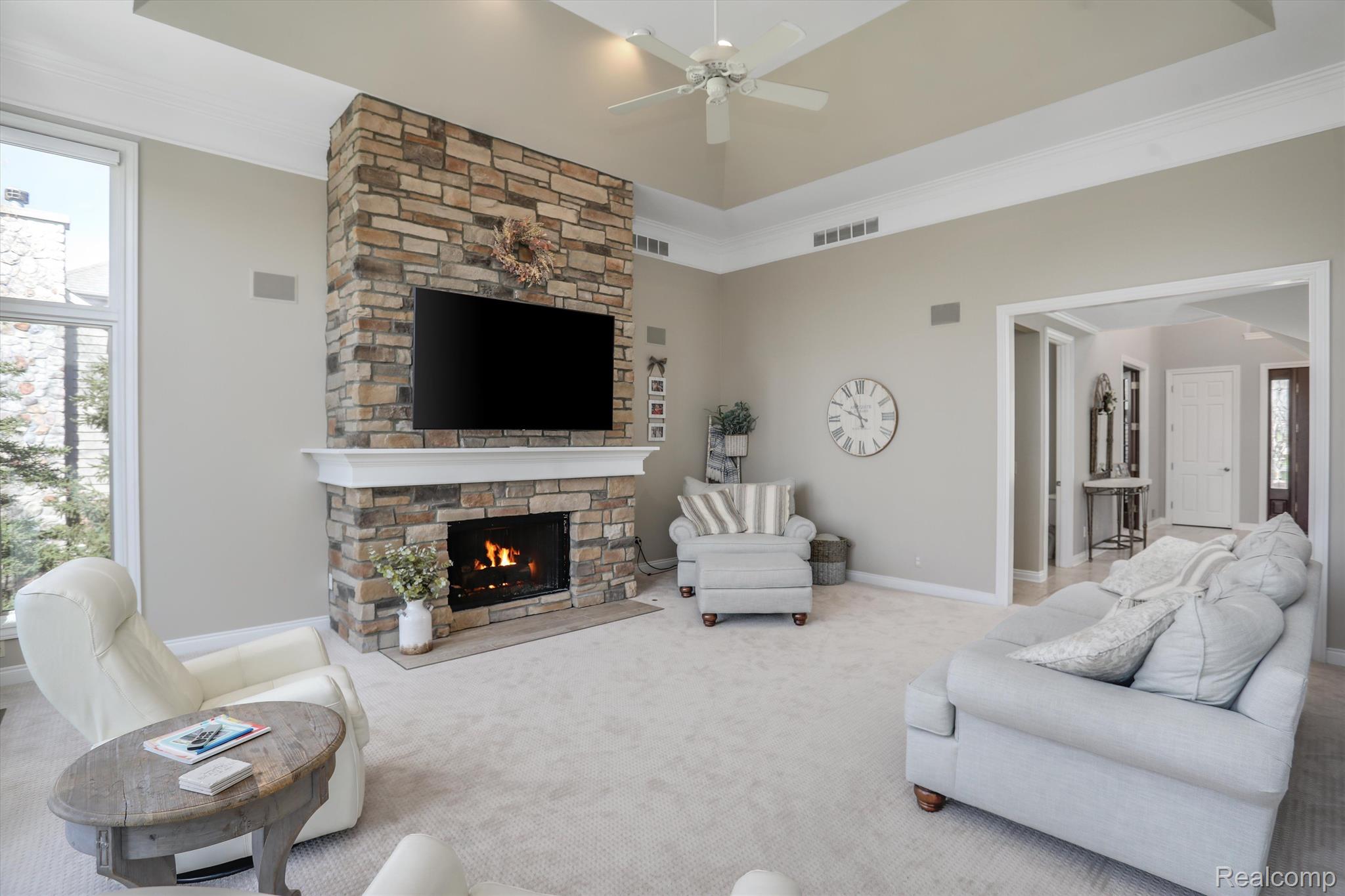 6997 OAKHURST RIDGE Road