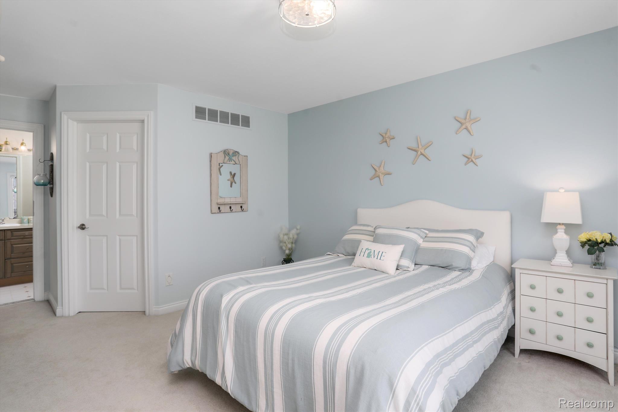 6997 OAKHURST RIDGE Road