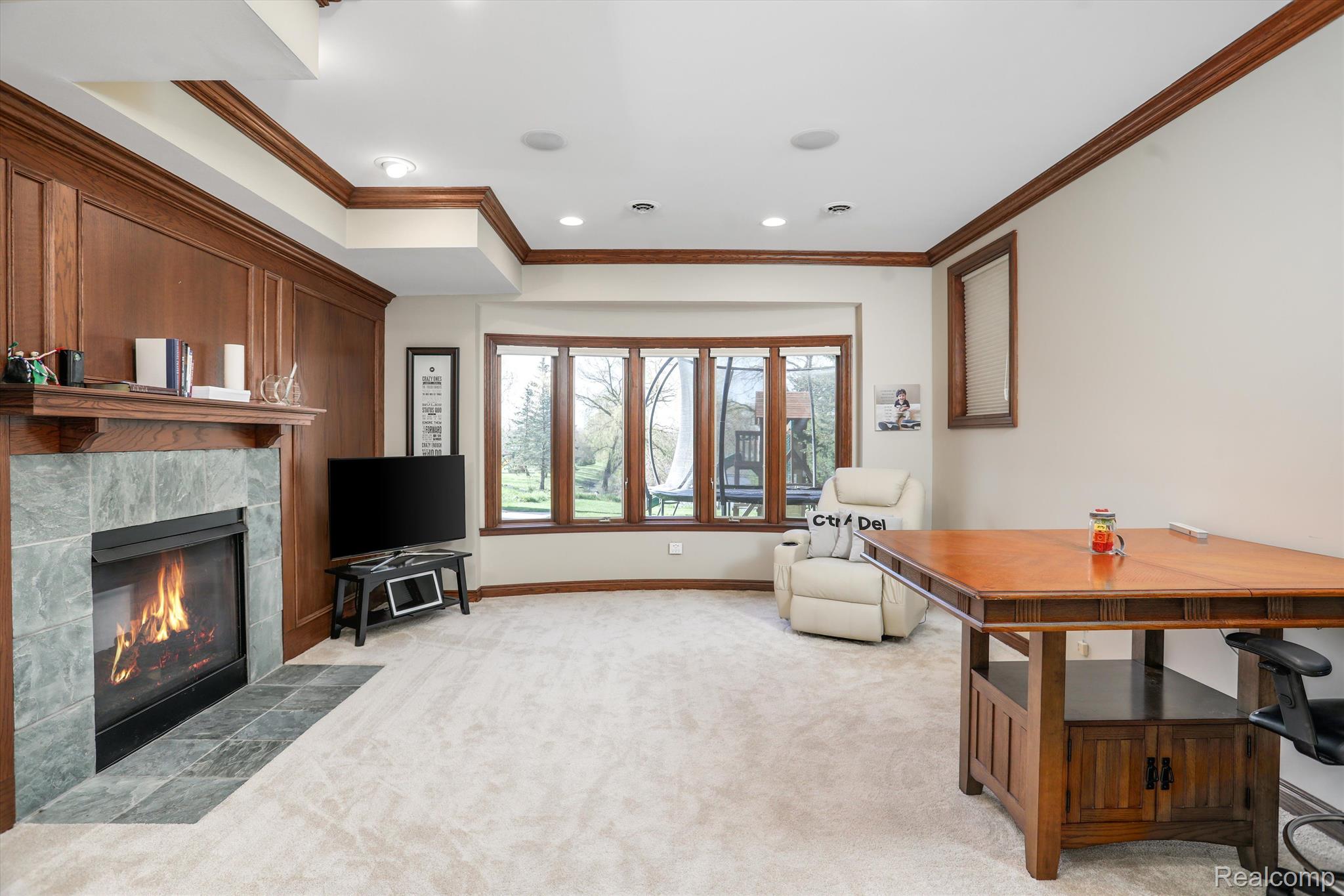 6997 OAKHURST RIDGE Road