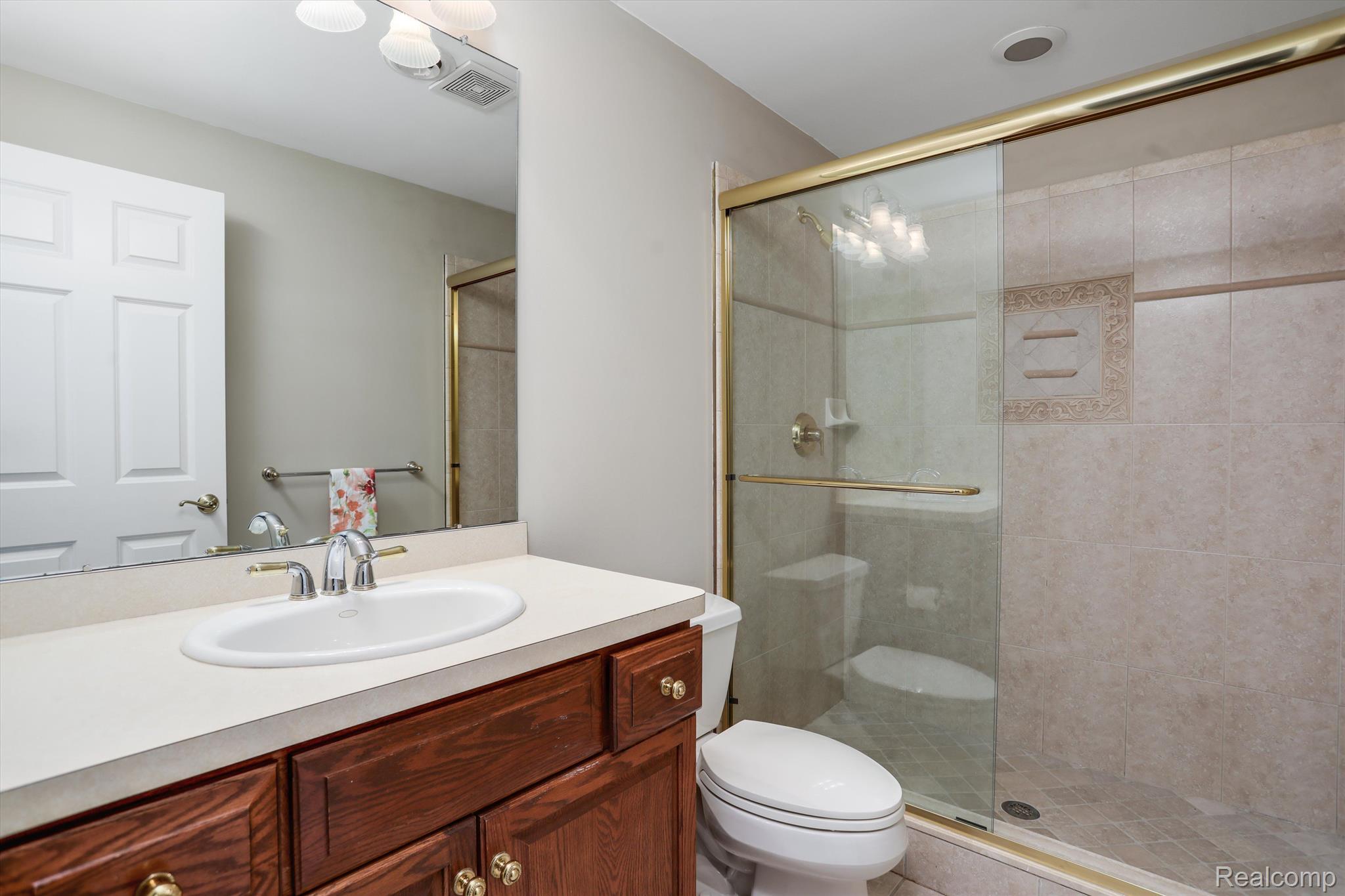 6997 OAKHURST RIDGE Road