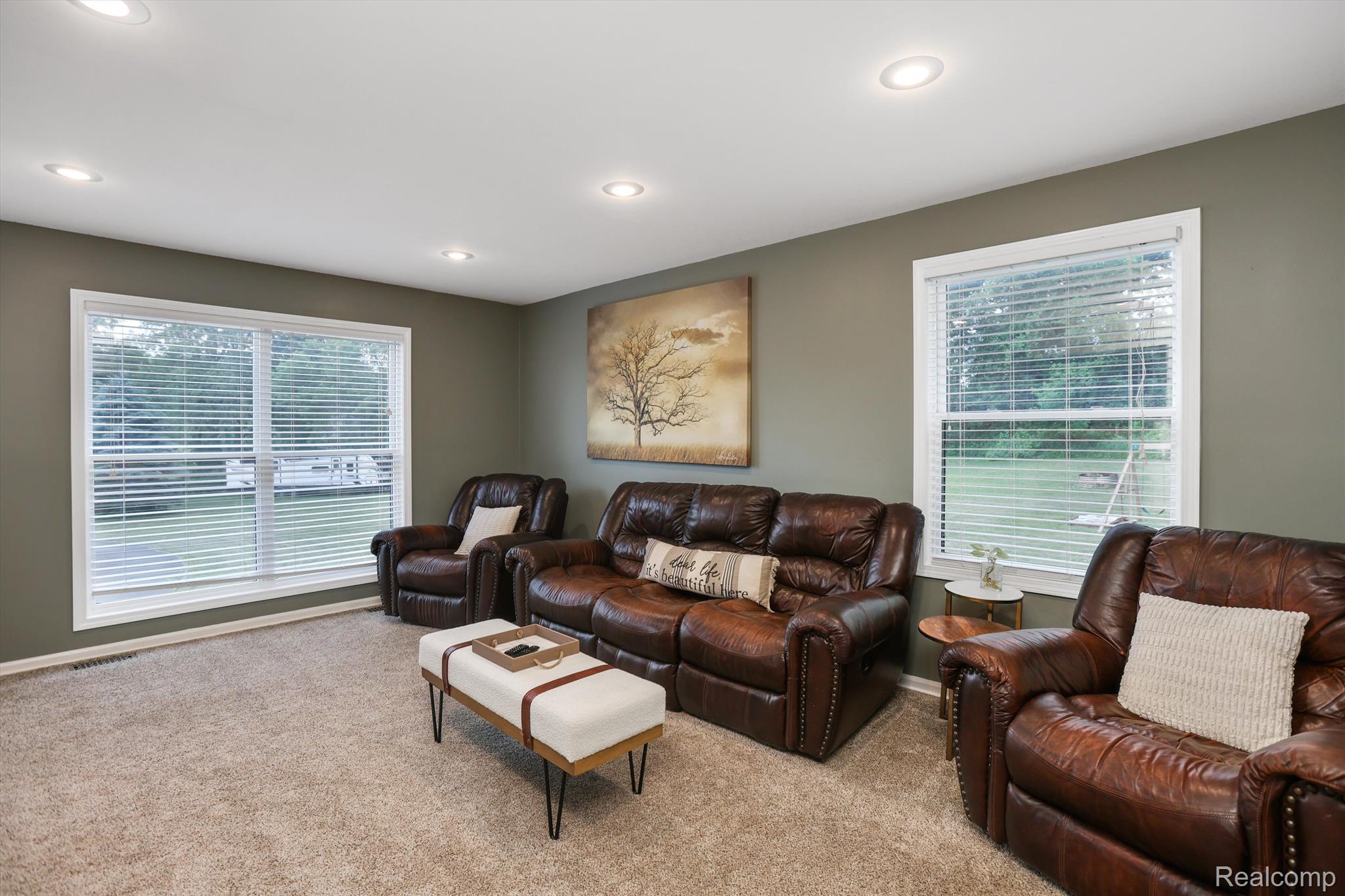 1655 HORSESHOE Drive