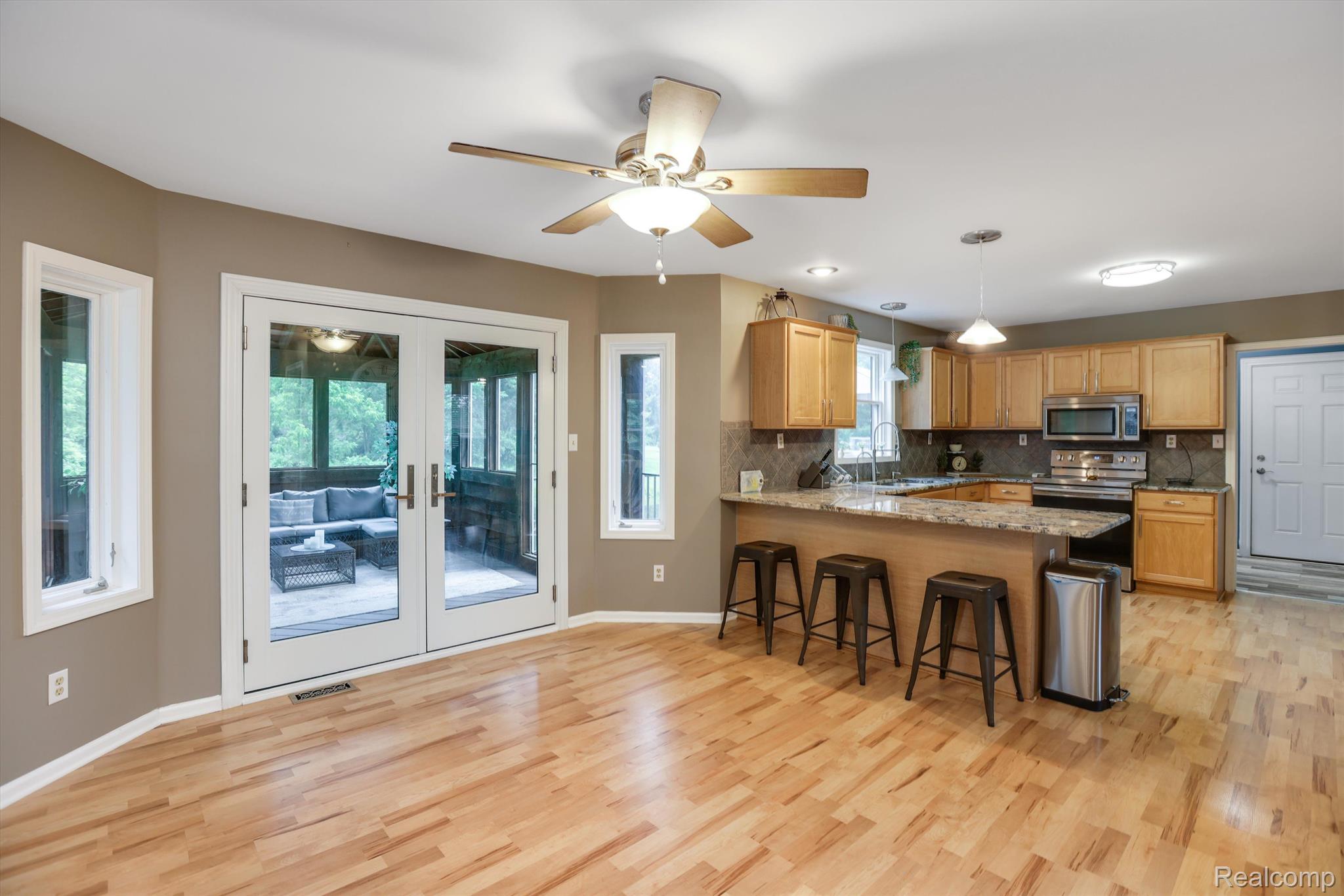 1655 HORSESHOE Drive