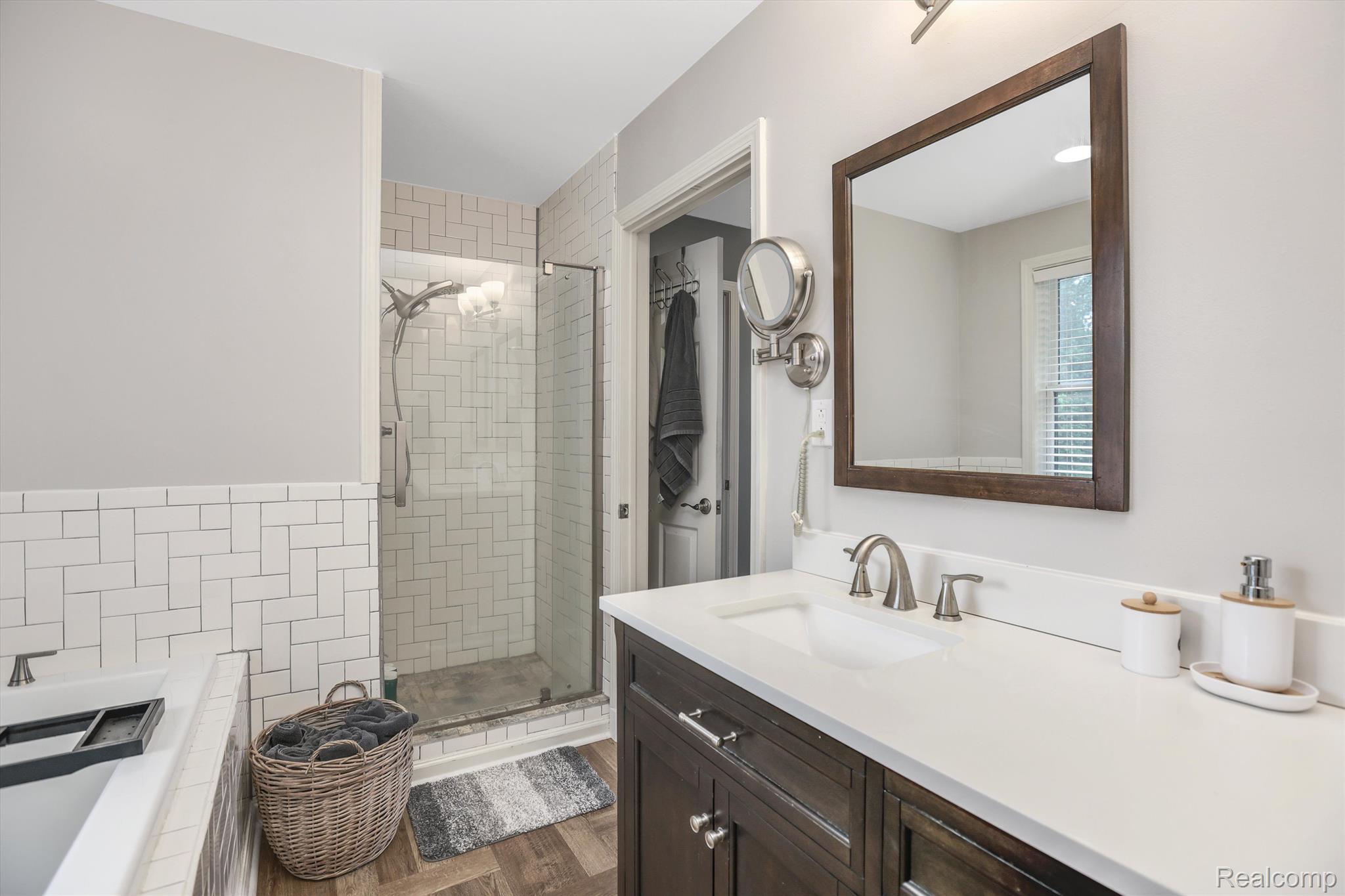 1655 HORSESHOE Drive