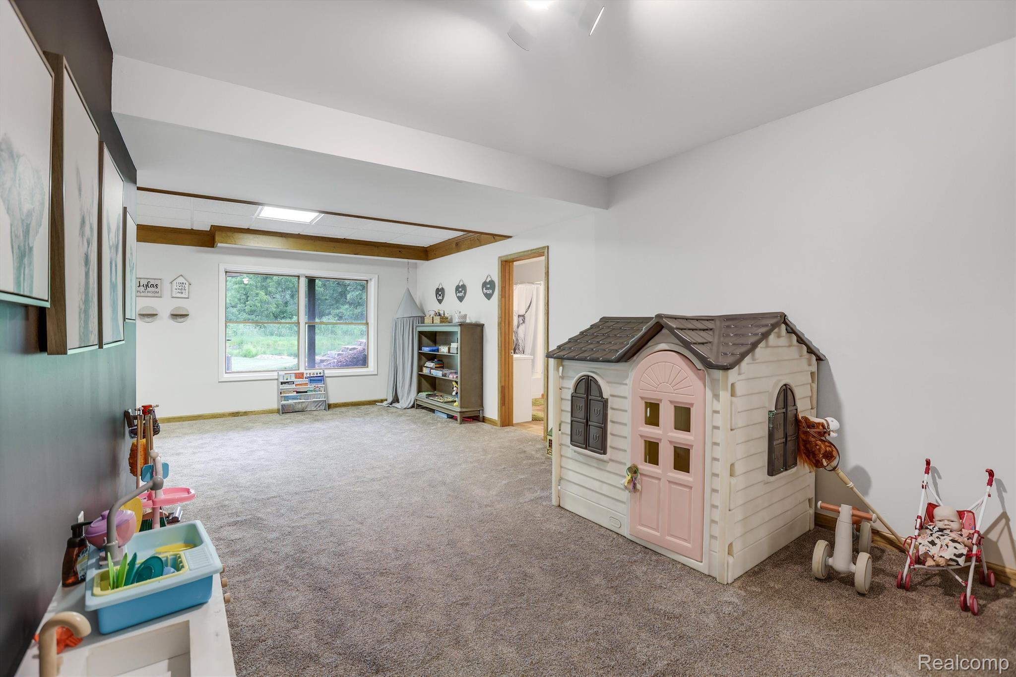 1655 HORSESHOE Drive